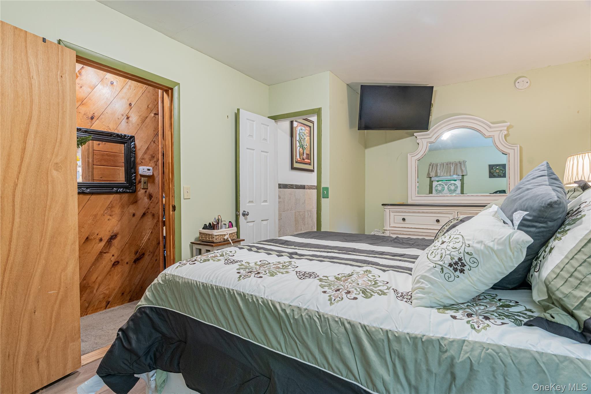 Single Family Route 9g  Dutchess County, NY 12538, MLS-1049655-34