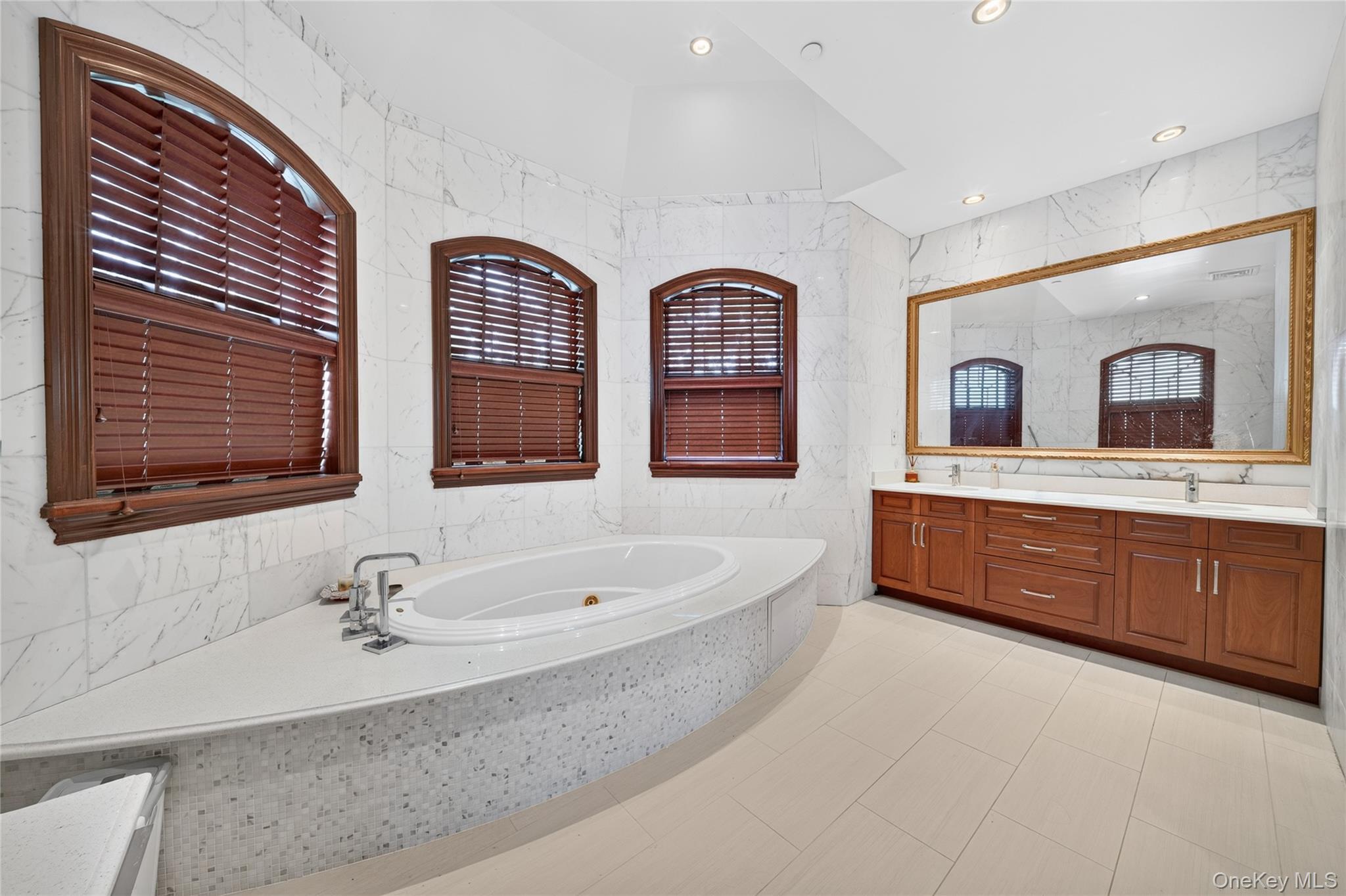 Single Family 52nd Avenue Queens, NY 11362, MLS-1049680-28