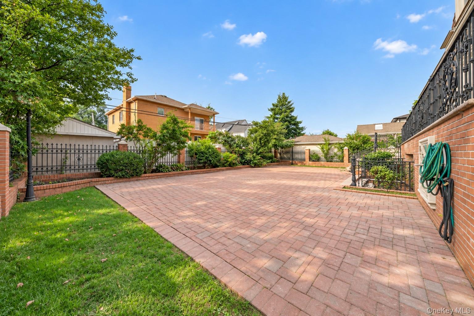 Single Family 52nd Avenue Queens, NY 11362, MLS-1049680-43