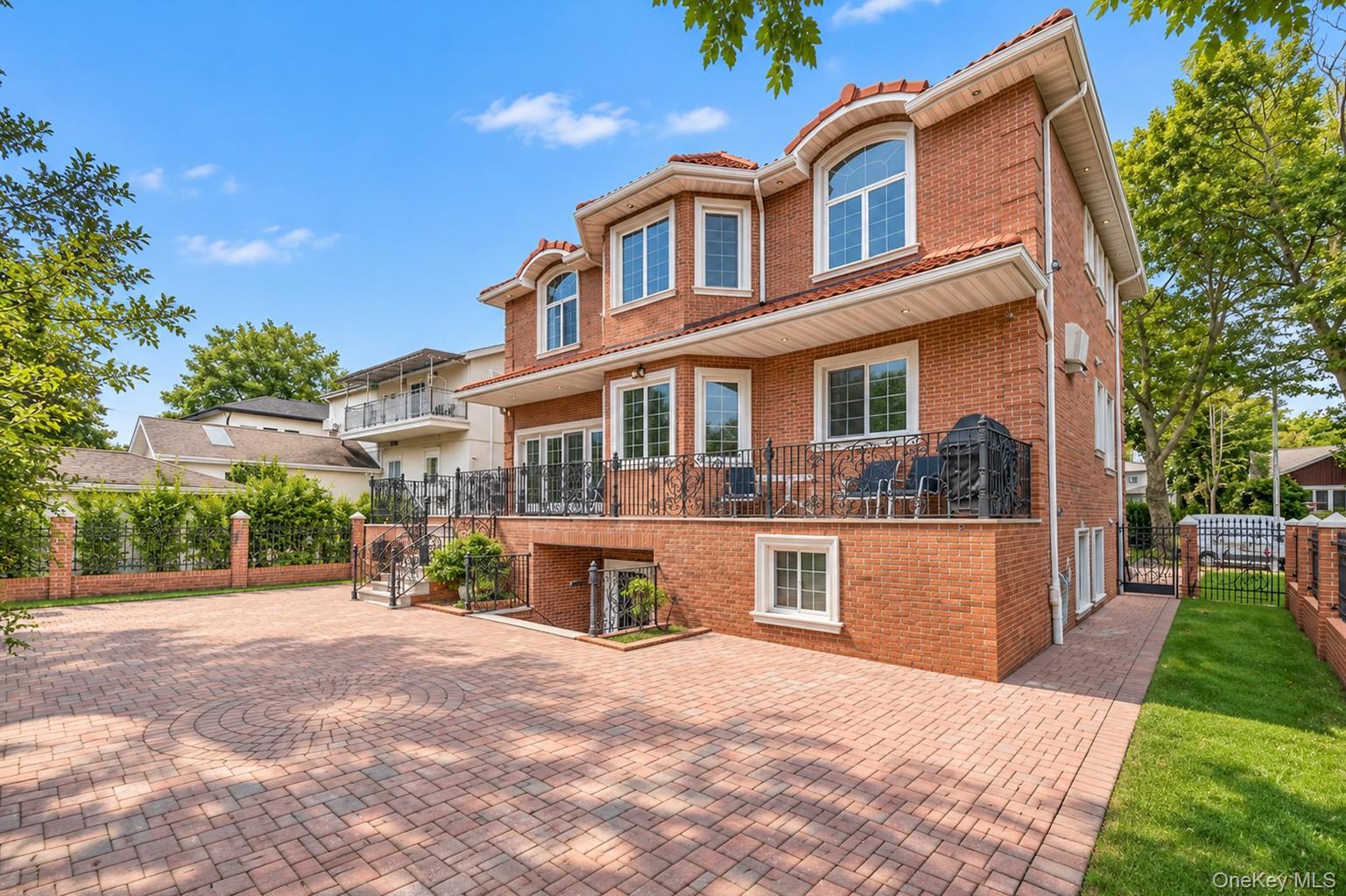 Single Family 52nd Avenue Queens, NY 11362, MLS-1049680-44