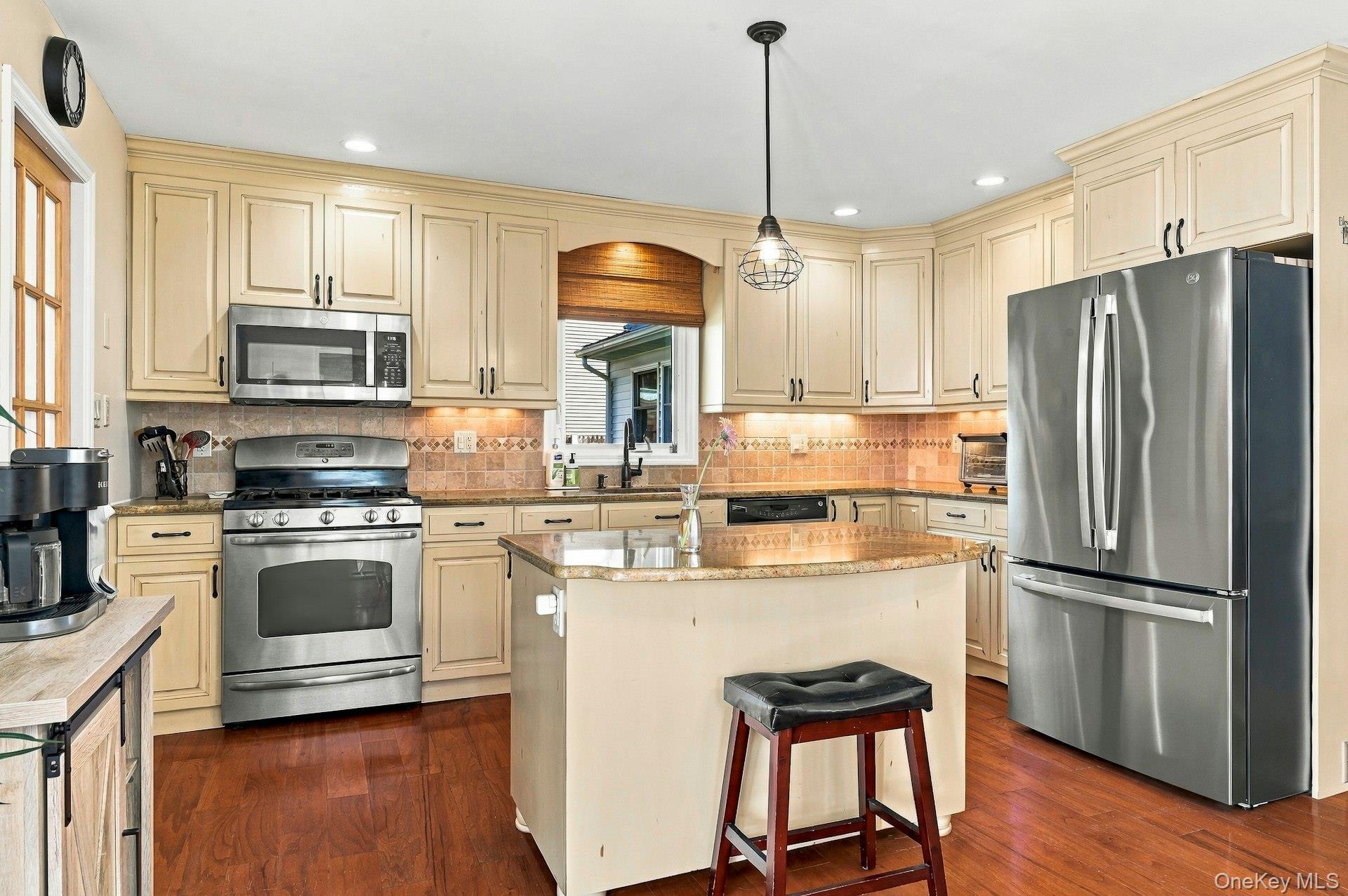 Single Family Sandra Avenue Suffolk County, NY 11795, MLS-1049682-2