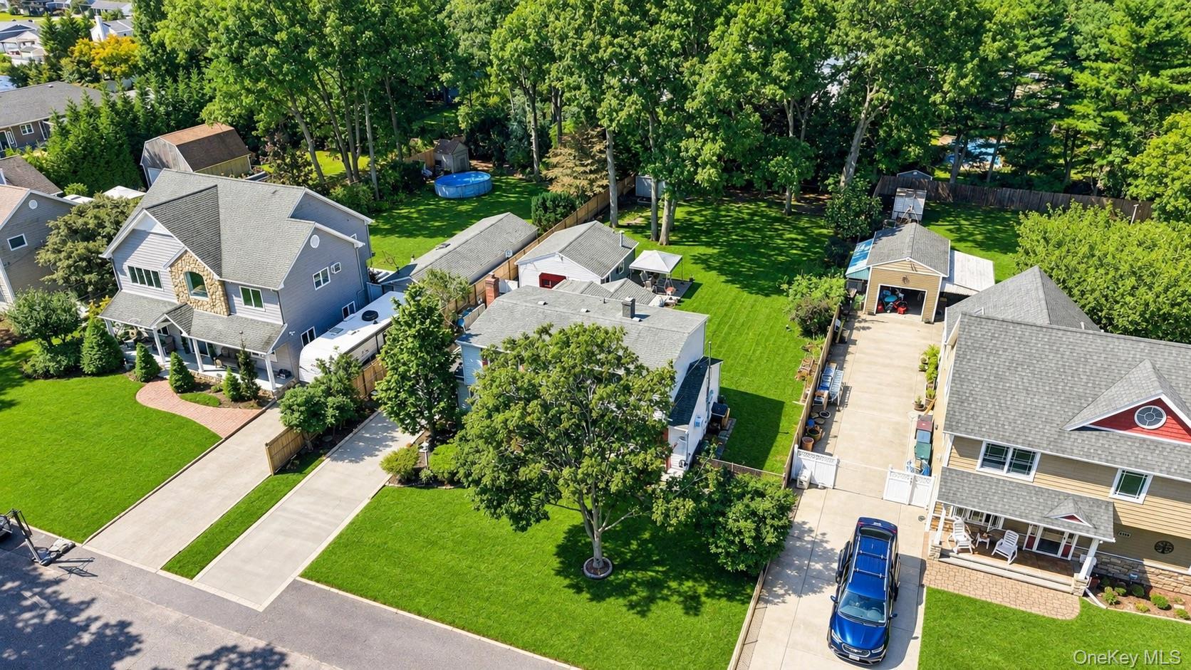 Single Family Sandra Avenue Suffolk County, NY 11795, MLS-1049682-39