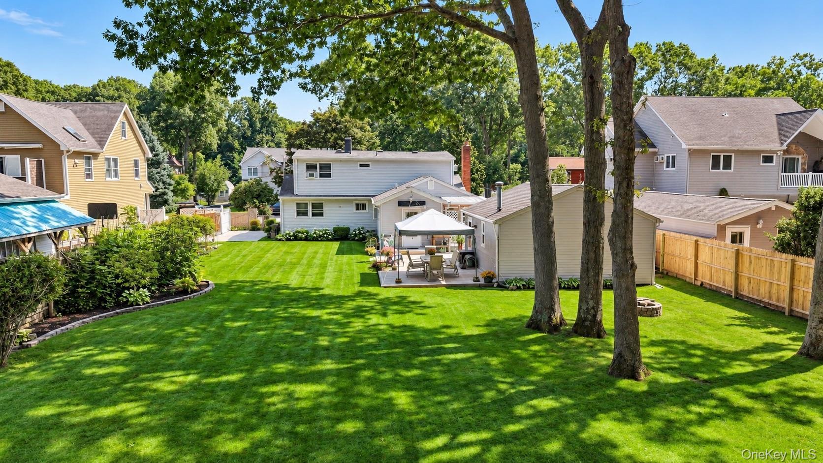Single Family Sandra Avenue Suffolk County, NY 11795, MLS-1049682-44