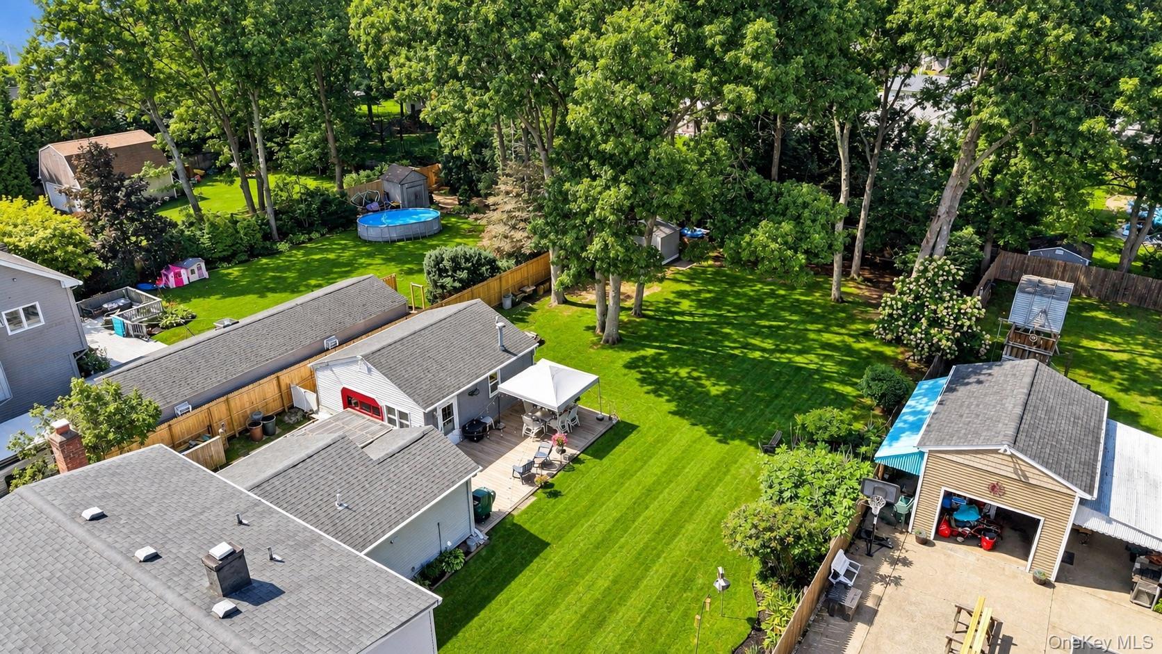 Single Family Sandra Avenue Suffolk County, NY 11795, MLS-1049682-45