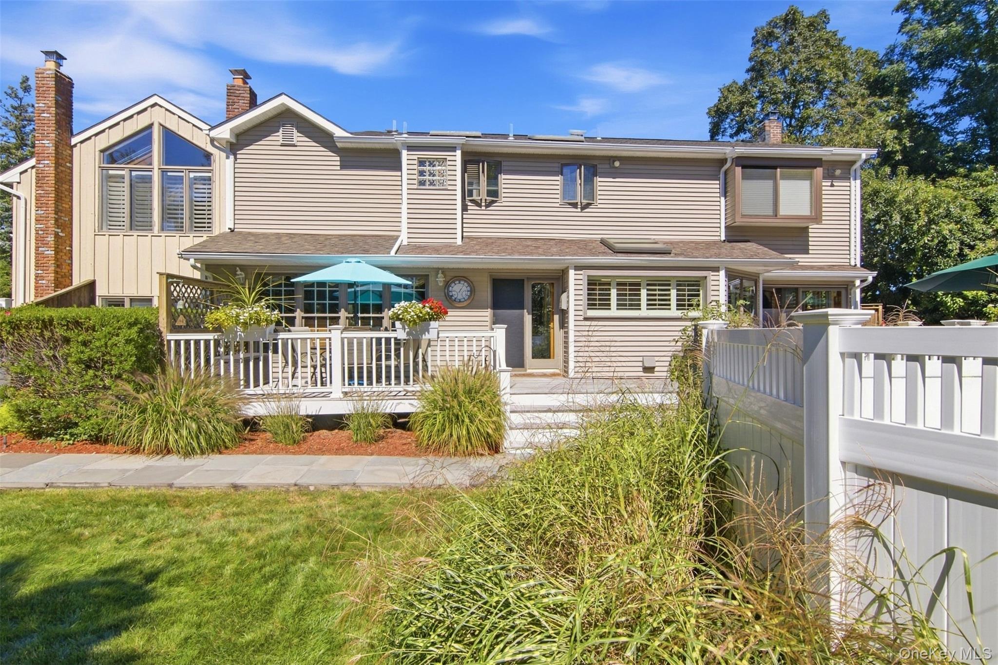 Single Family Seacliff Lane Suffolk County, NY 11764, MLS-1049694-34
