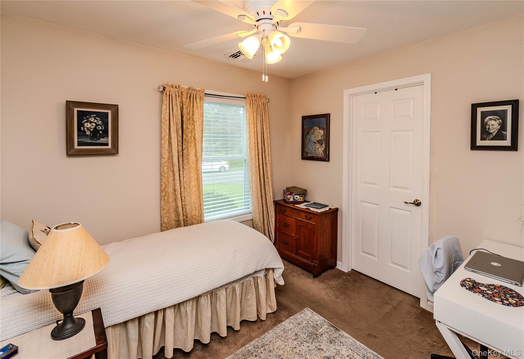 Single Family Meadowbrook Drive Ulster County, NY 12401, MLS-1049696-15