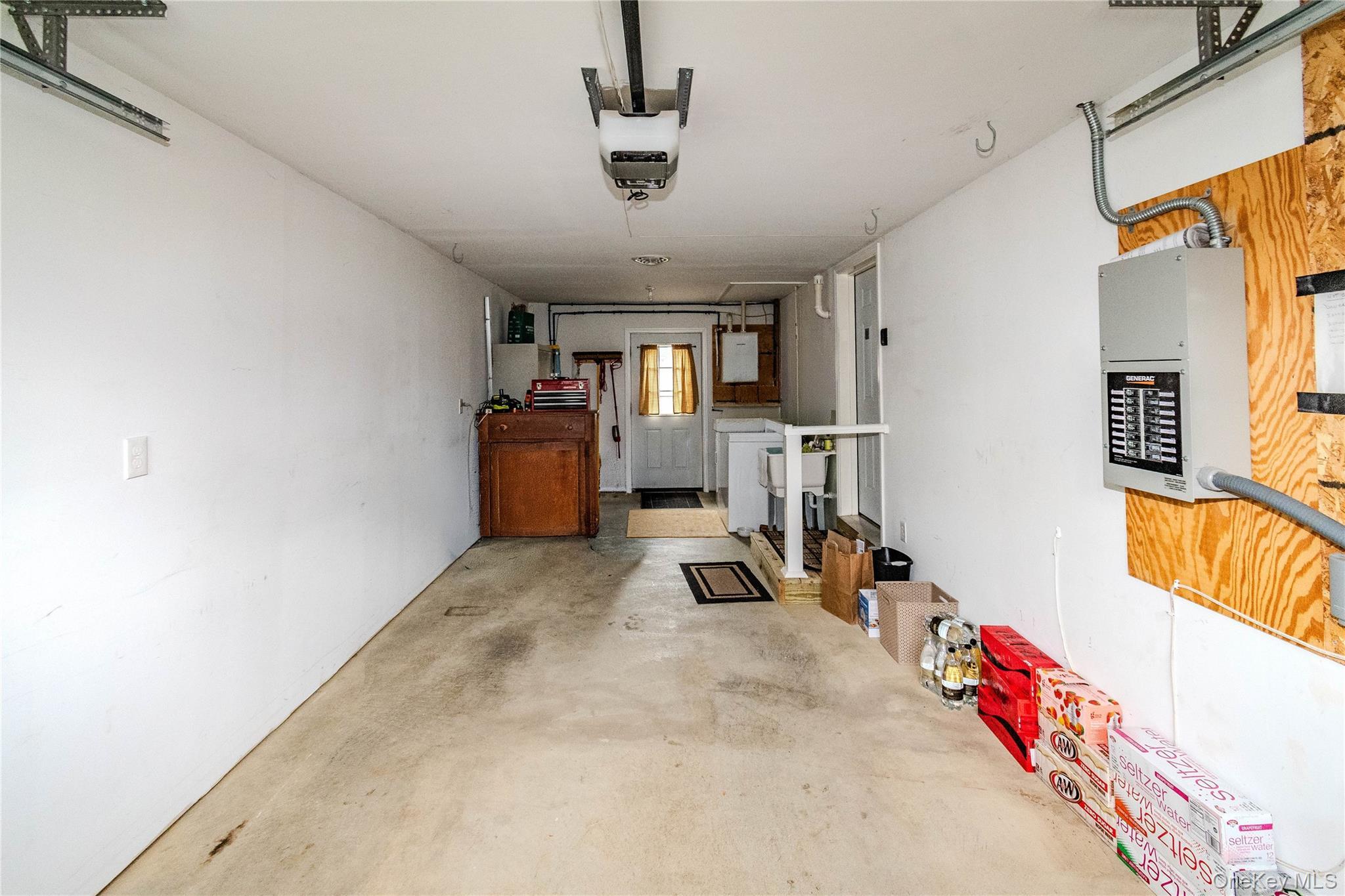 Single Family Meadowbrook Drive Ulster County, NY 12401, MLS-1049696-23