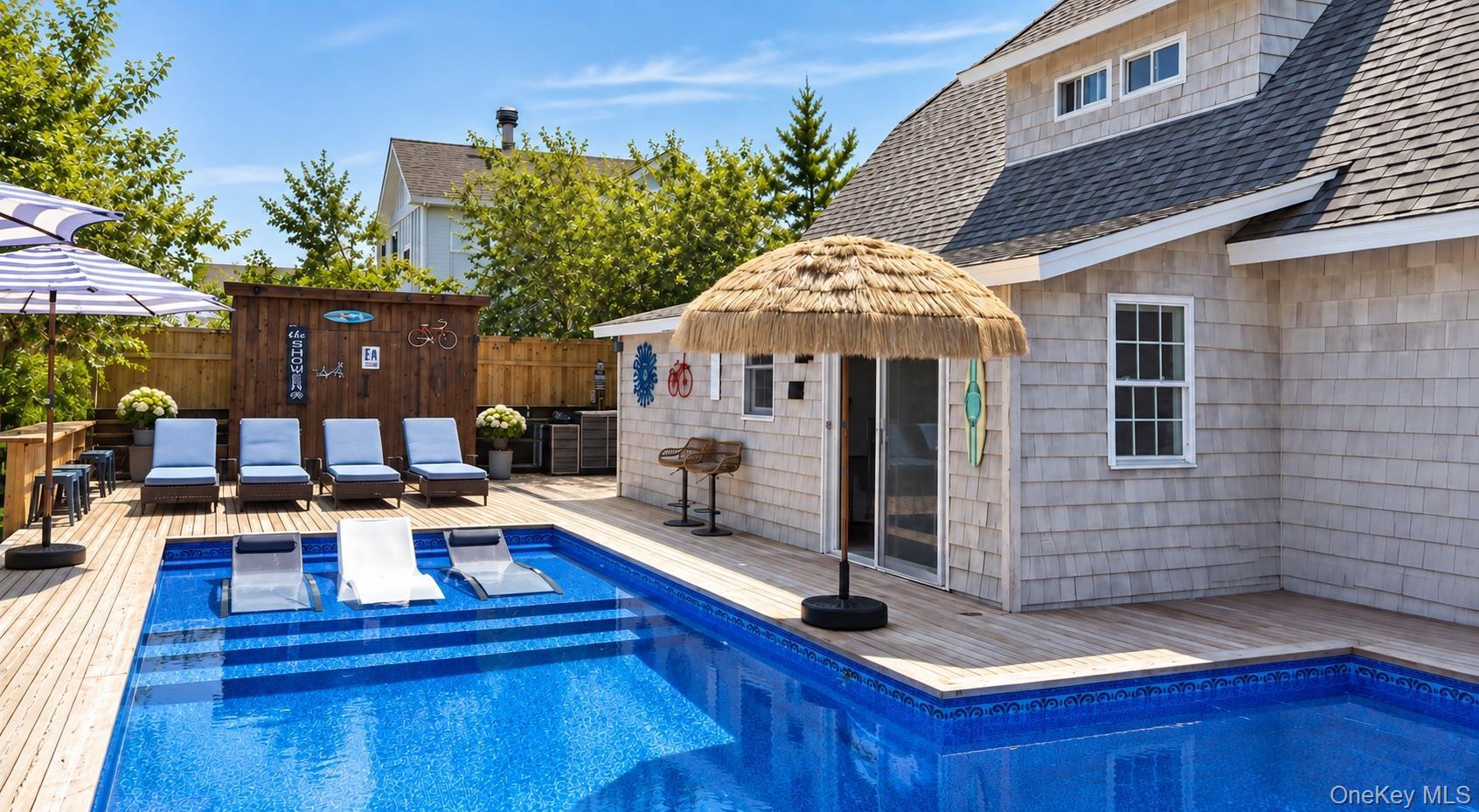 Single Family Cottage Walk  Suffolk County, NY 11770, MLS-1049697-3