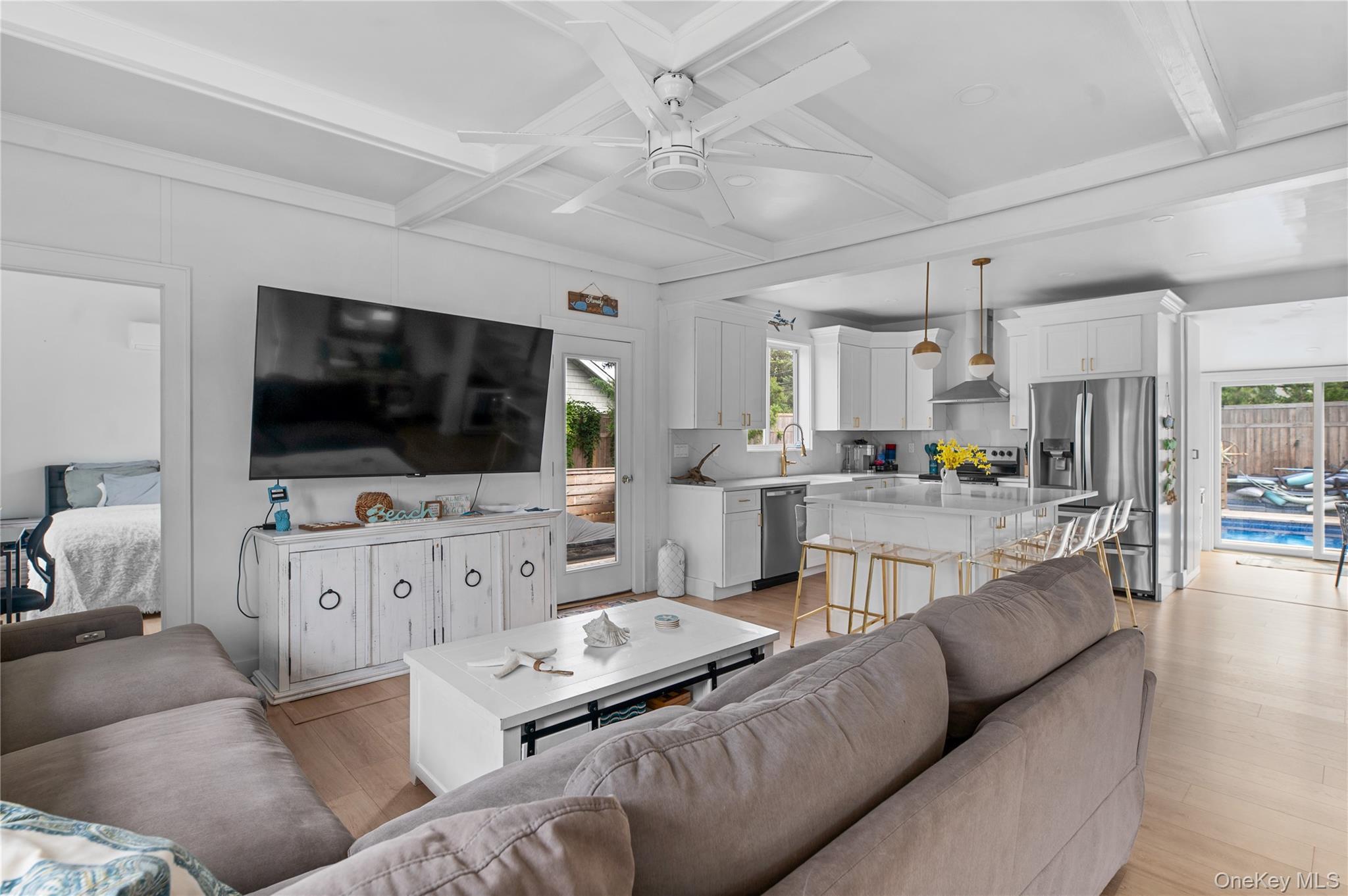 Single Family Cottage Walk  Suffolk County, NY 11770, MLS-1049697-8