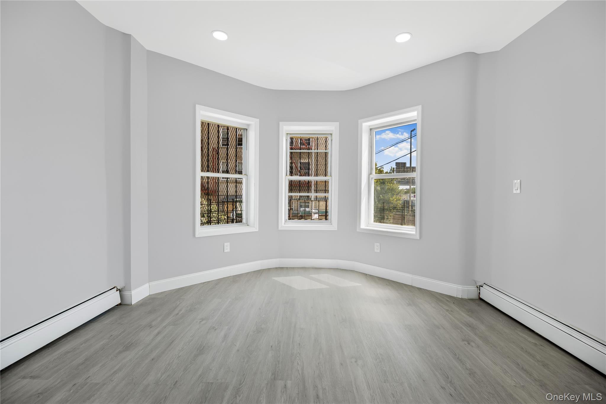 Single Family Longfellow Avenue Bronx, NY 10460, MLS-1049698-17