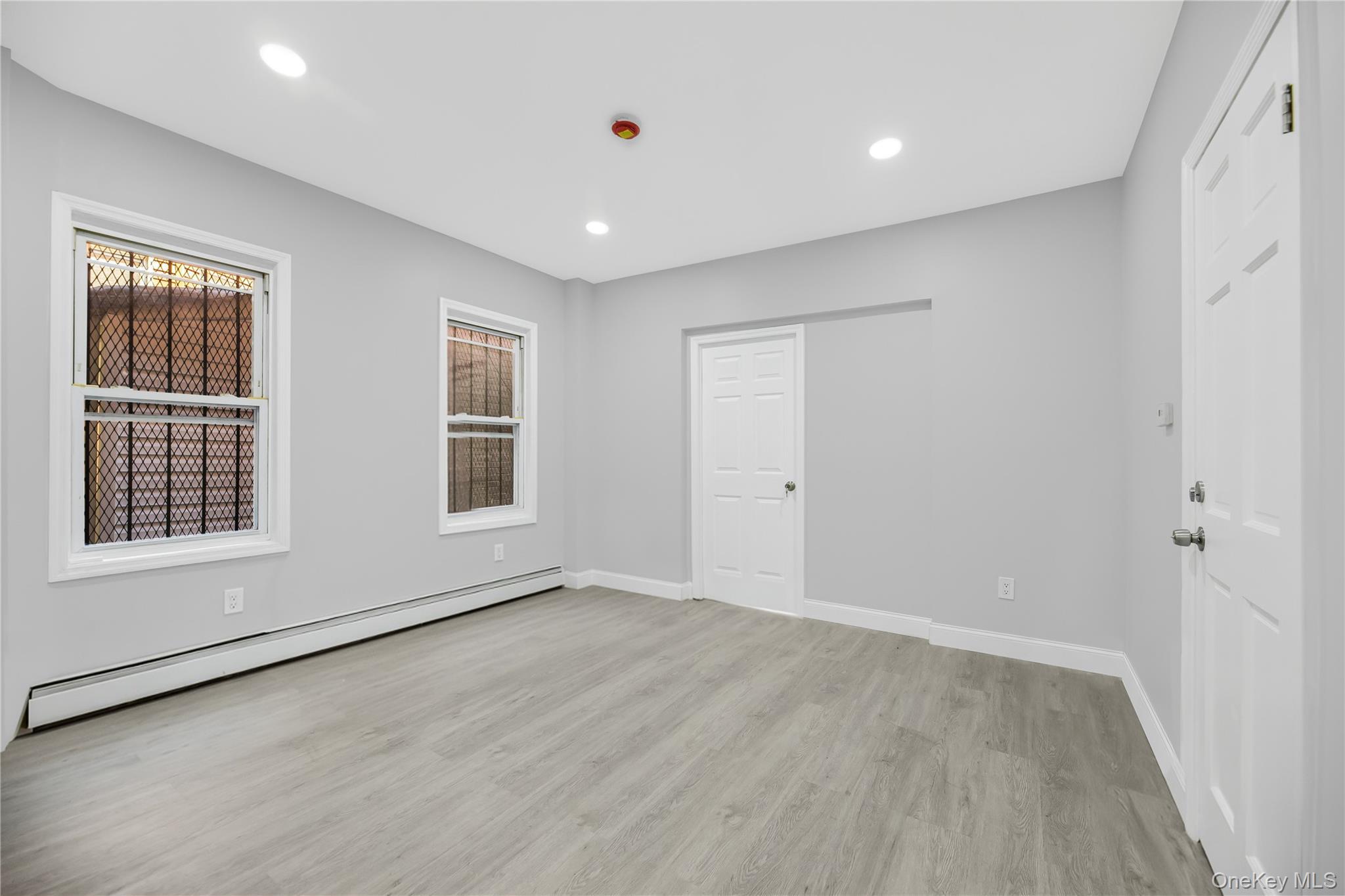 Single Family Longfellow Avenue Bronx, NY 10460, MLS-1049698-18