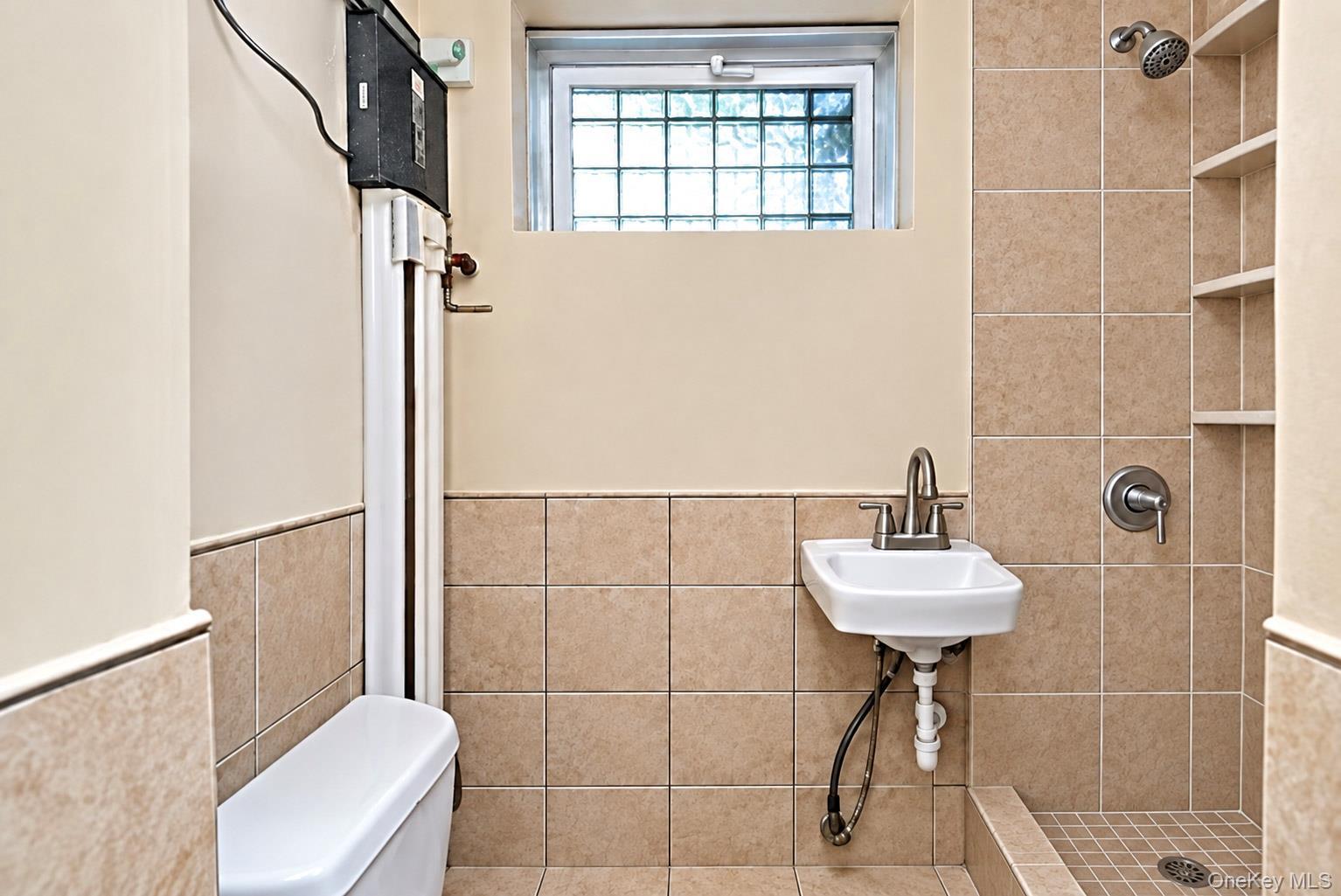 Single Family Longfellow Avenue Bronx, NY 10460, MLS-1049698-28