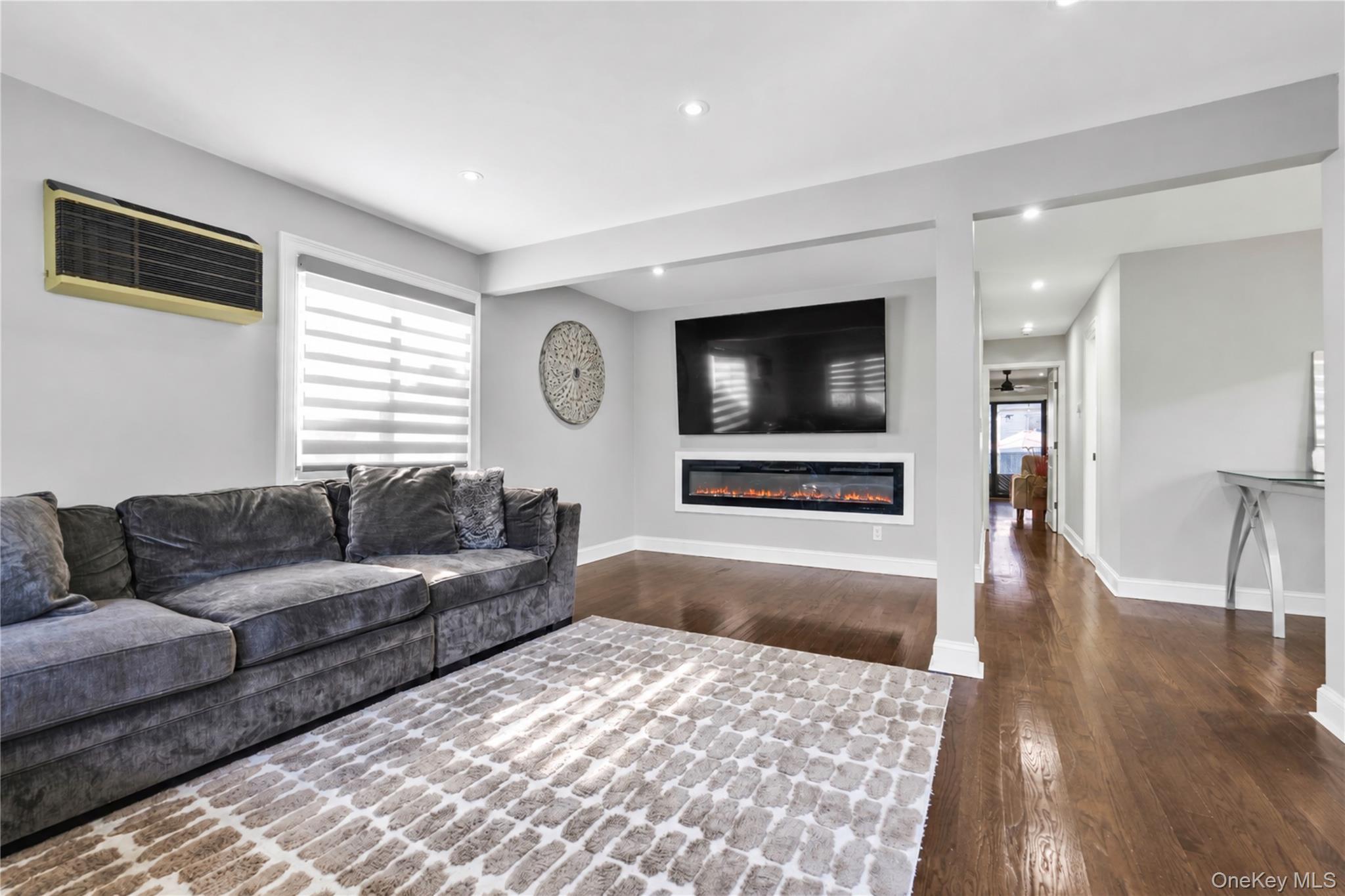 Single Family 133rd Avenue  Queens, NY 11413, MLS-1049701-13