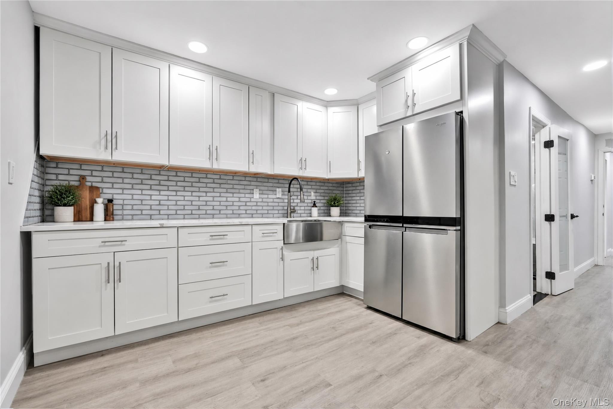 Single Family 133rd Avenue  Queens, NY 11413, MLS-1049701-27