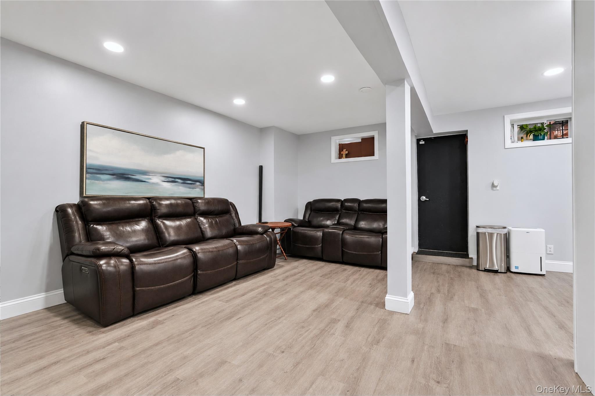 Single Family 133rd Avenue  Queens, NY 11413, MLS-1049701-29