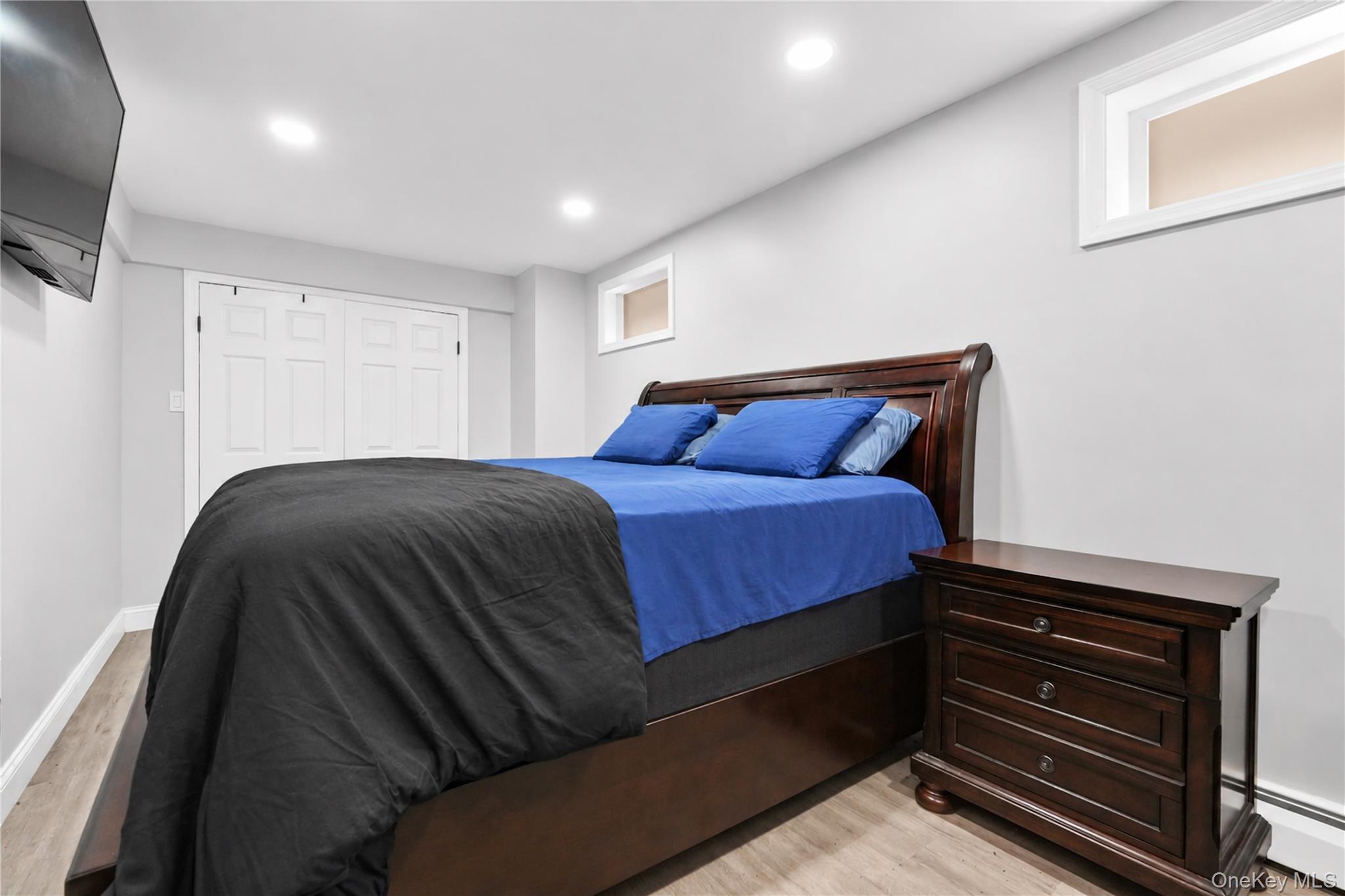 Single Family 133rd Avenue  Queens, NY 11413, MLS-1049701-32