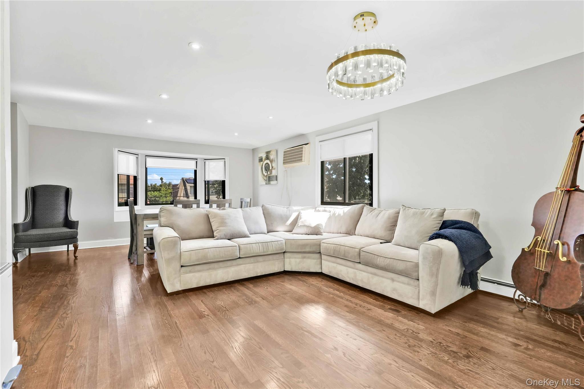Single Family 133rd Avenue  Queens, NY 11413, MLS-1049701-4