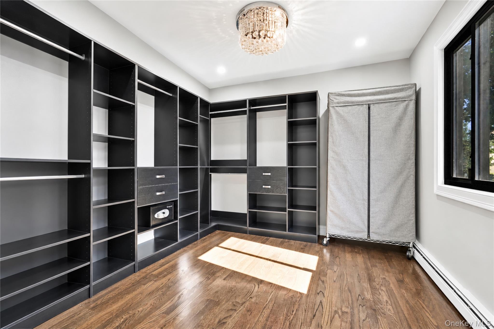 Single Family 133rd Avenue  Queens, NY 11413, MLS-1049701-8