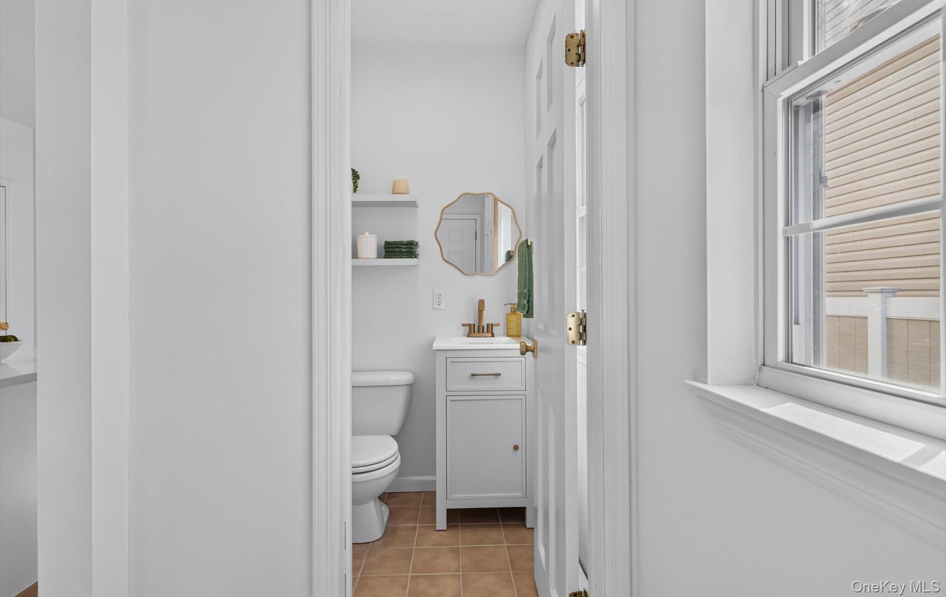 Single Family 257th Street  Queens, NY 11001, MLS-1049705-18