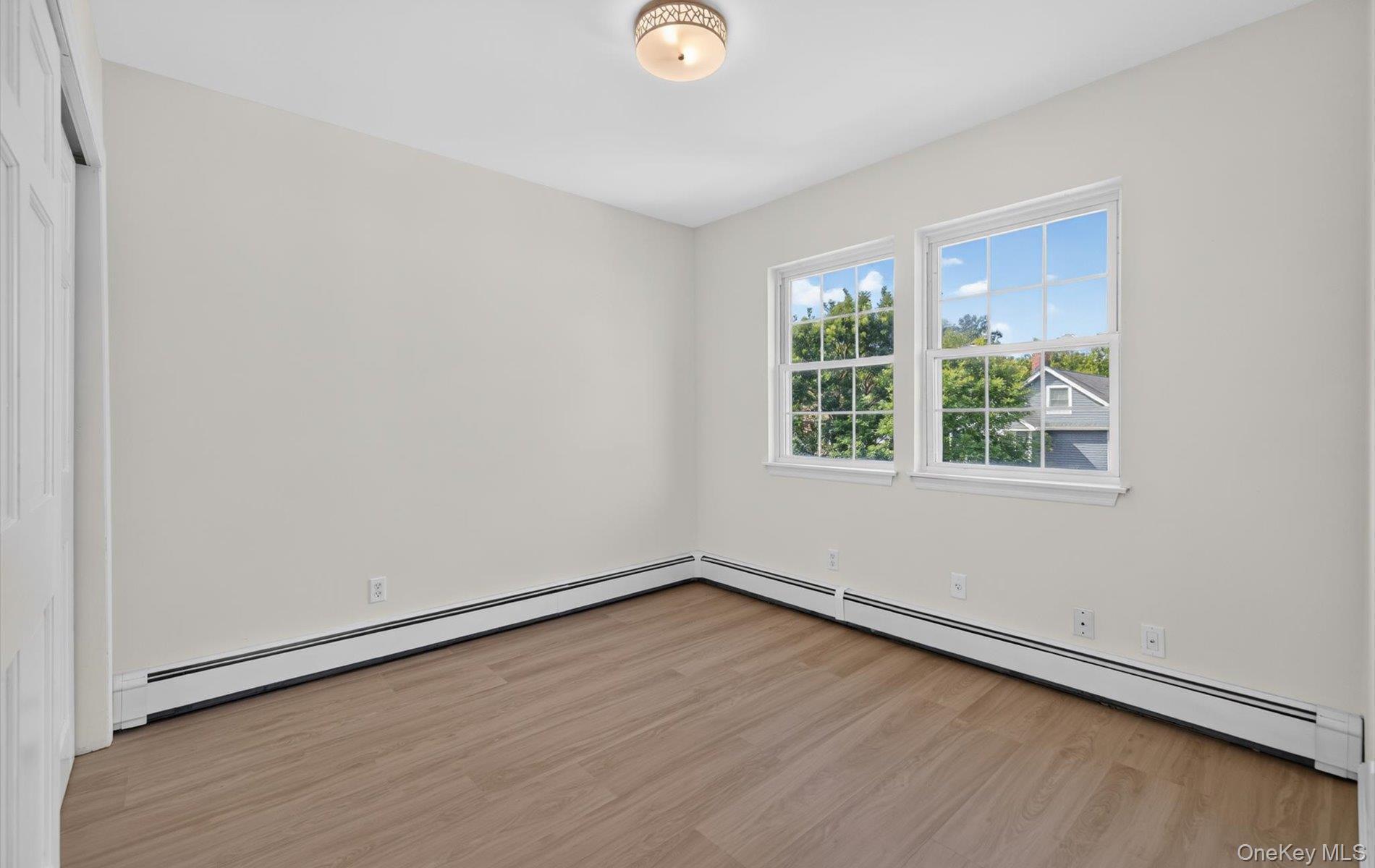 Single Family 257th Street  Queens, NY 11001, MLS-1049705-28