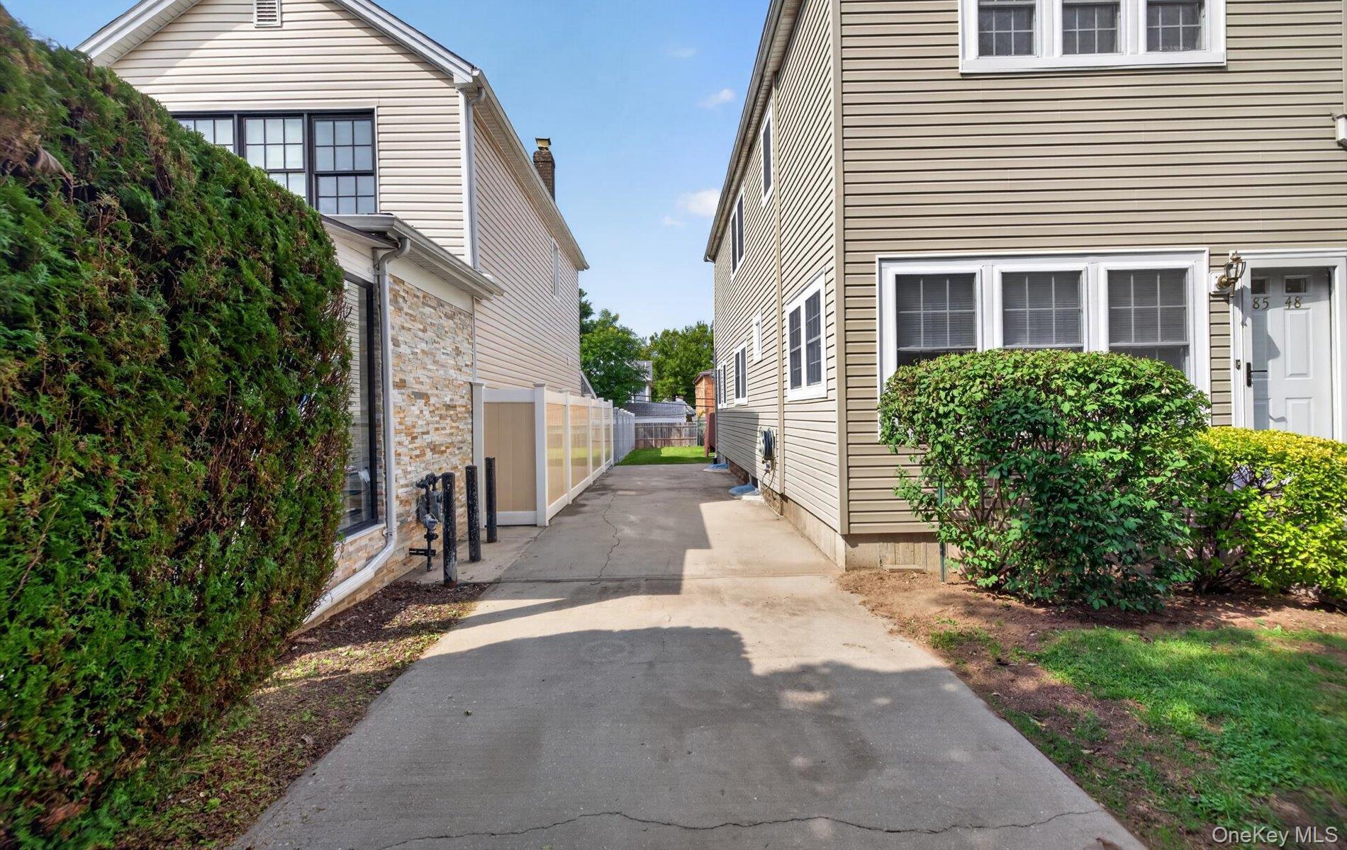 Single Family 257th Street  Queens, NY 11001, MLS-1049705-3