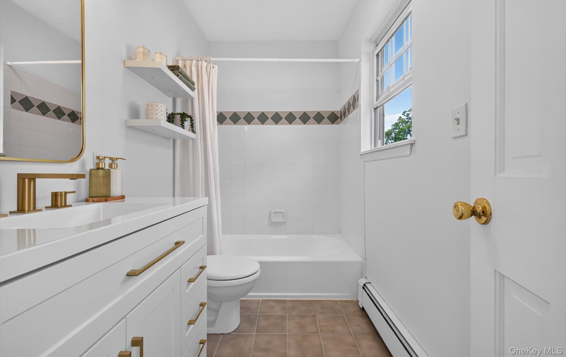 Single Family 257th Street  Queens, NY 11001, MLS-1049705-30