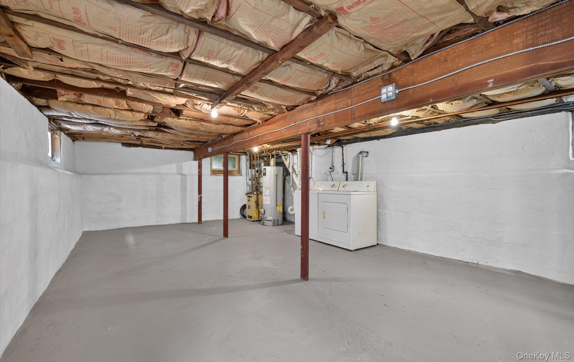 Single Family 257th Street  Queens, NY 11001, MLS-1049705-31