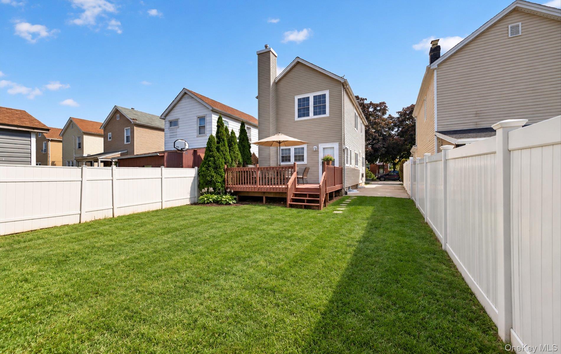 Single Family 257th Street  Queens, NY 11001, MLS-1049705-32