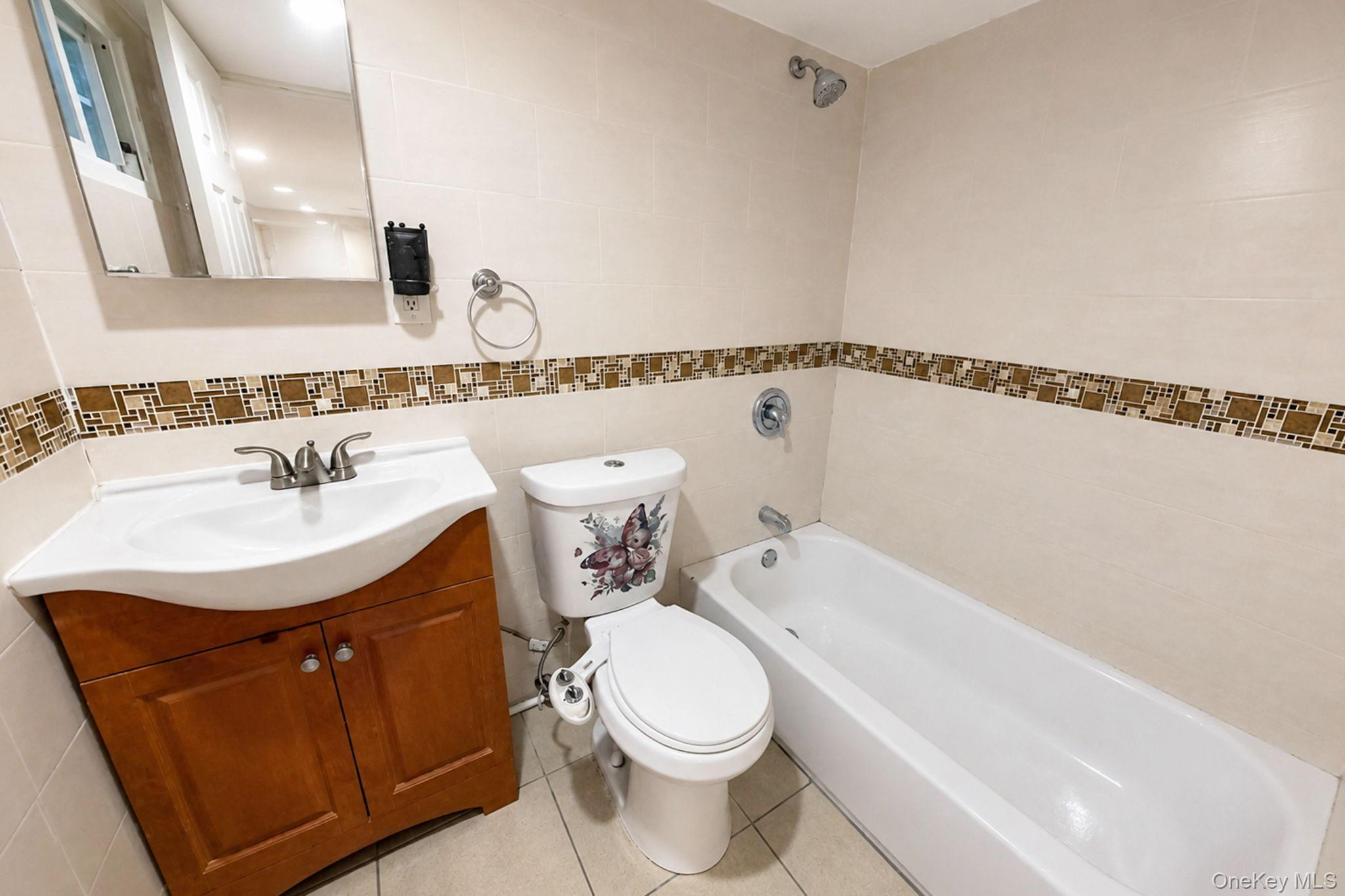 Single Family 191st Street Queens, NY 11412, MLS-1049708-22