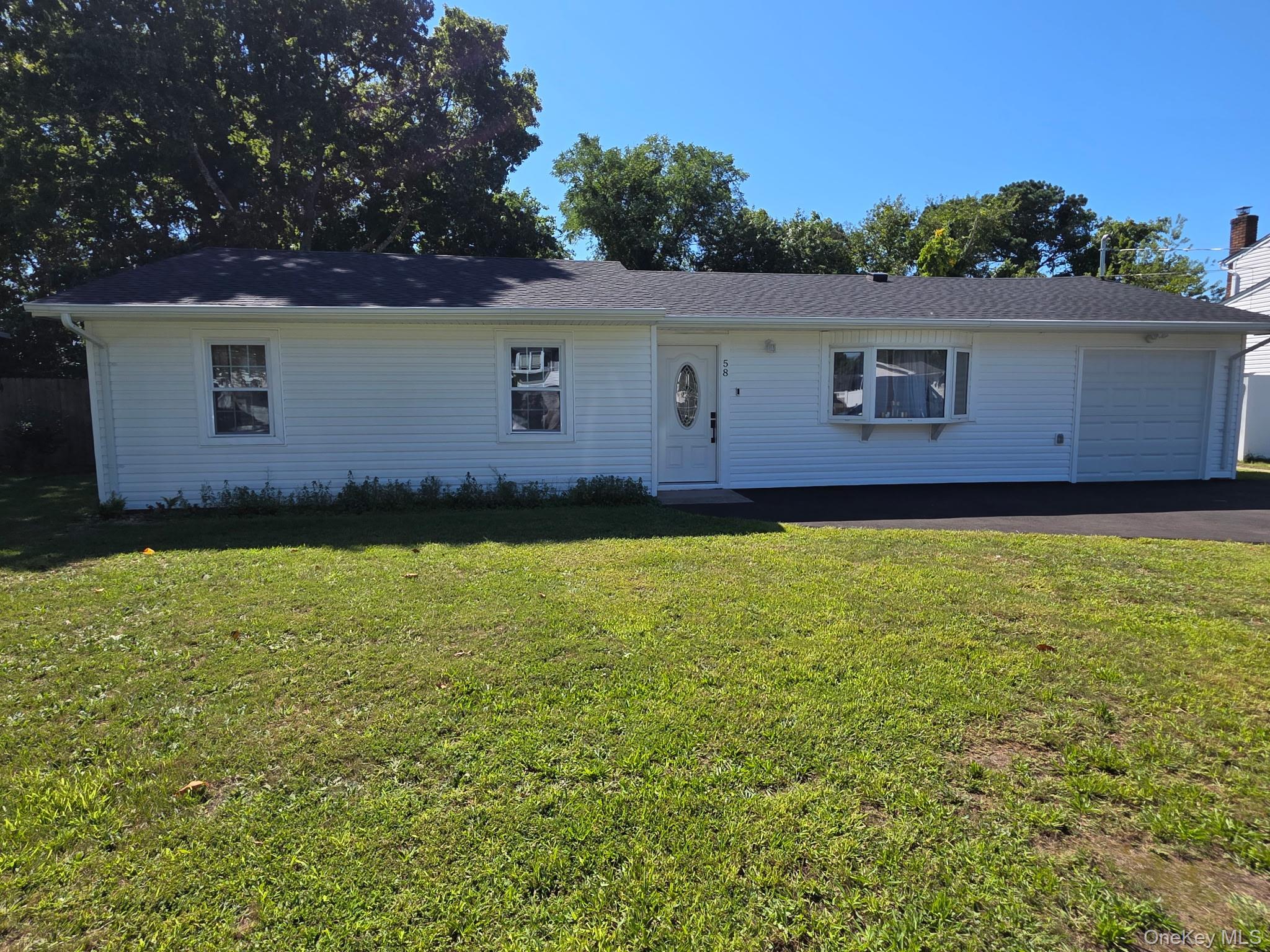 Single Family Appel Drive E Suffolk County, NY 11967, MLS-1049711-22