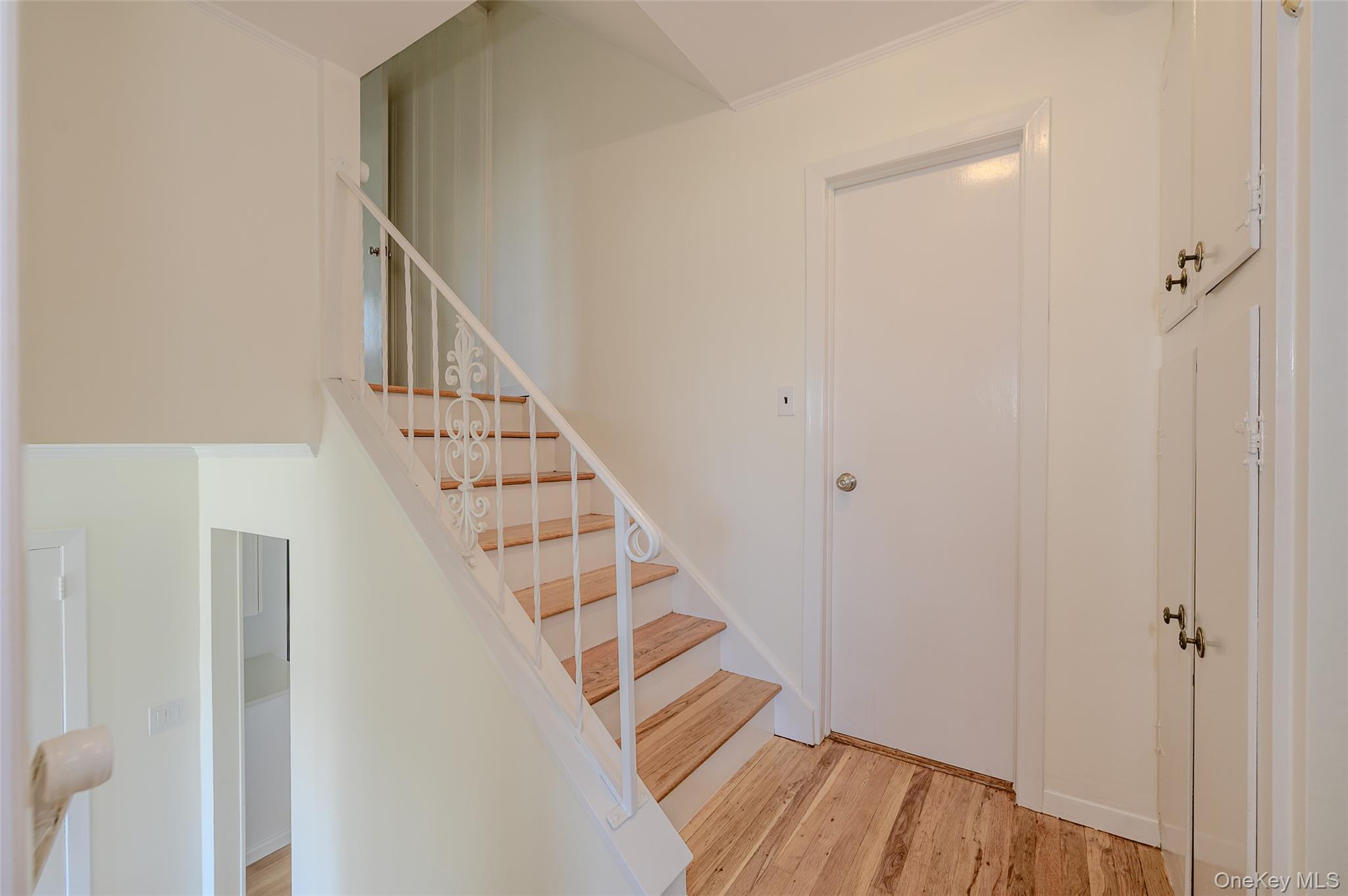 Single Family W Waukena Avenue  Nassau County, NY 11572, MLS-1049735-14