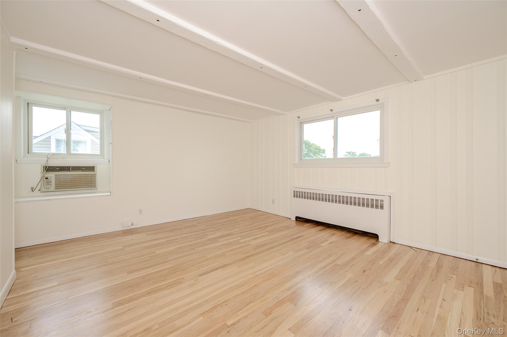 Single Family W Waukena Avenue  Nassau County, NY 11572, MLS-1049735-15