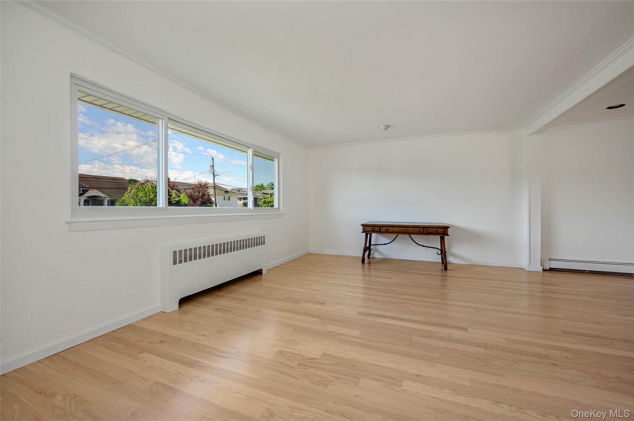 Single Family W Waukena Avenue  Nassau County, NY 11572, MLS-1049735-7