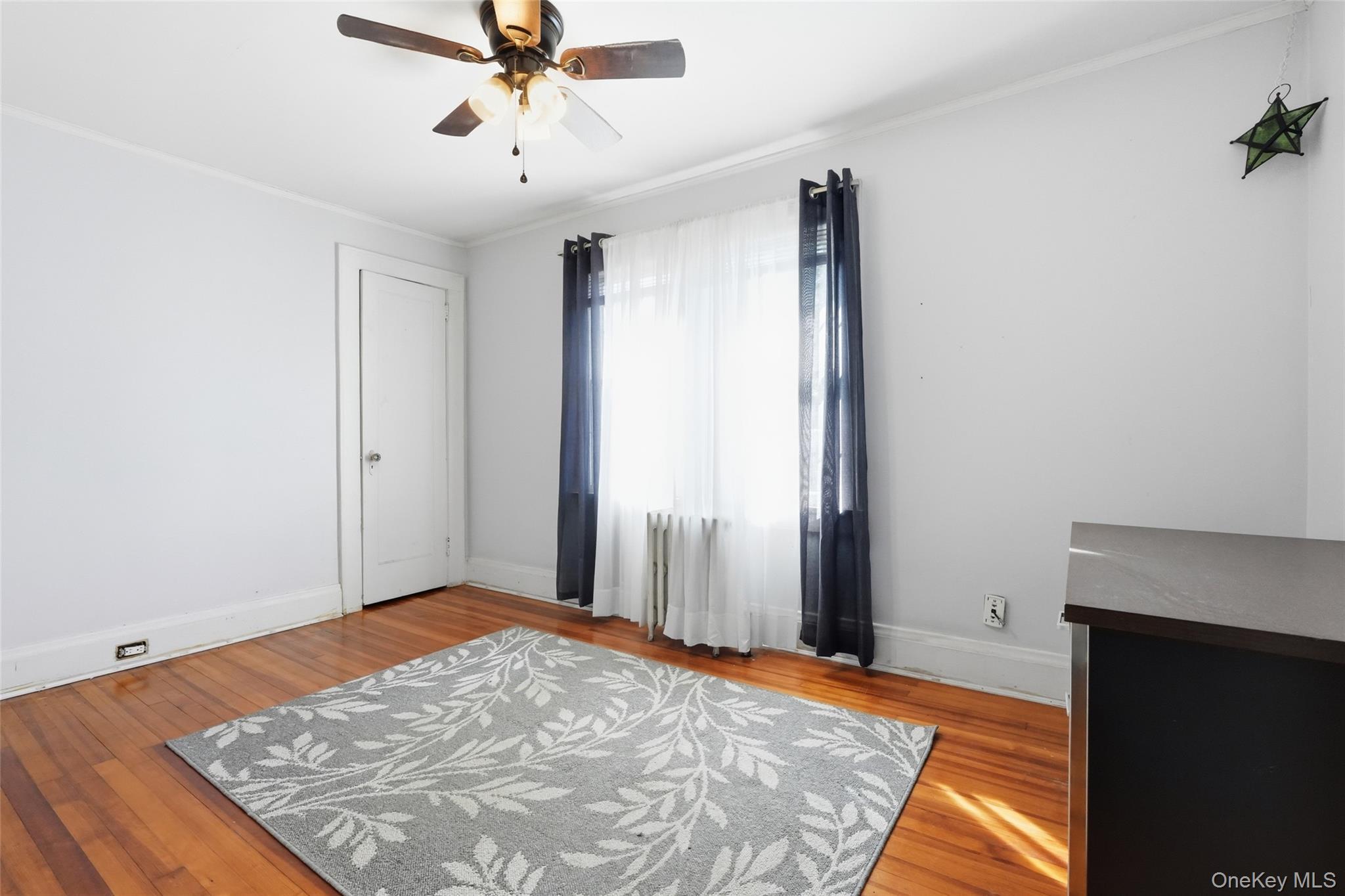 Single Family Davis Street  Nassau County, NY 11572, MLS-1049738-16
