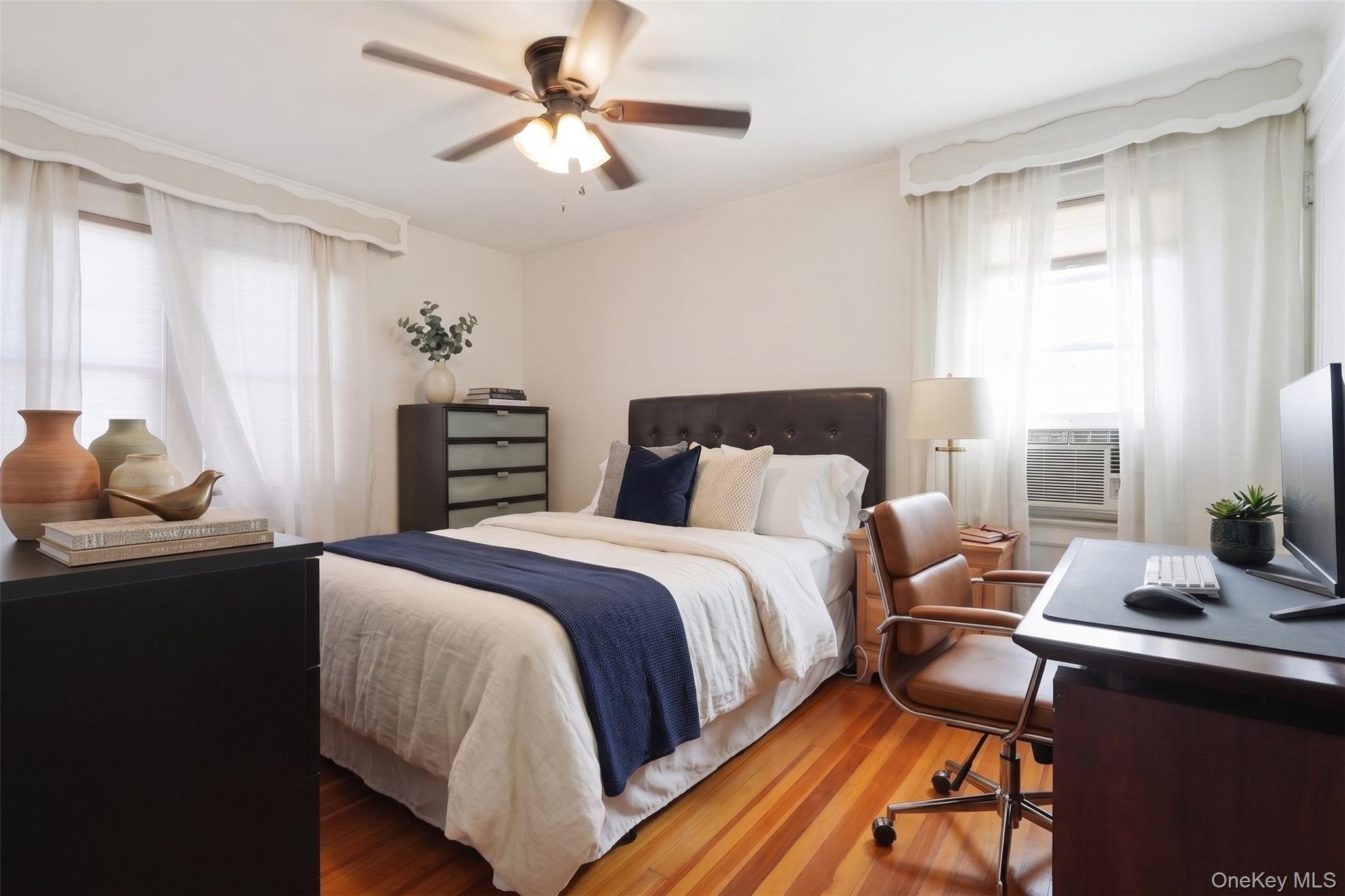 Single Family Davis Street  Nassau County, NY 11572, MLS-1049738-20