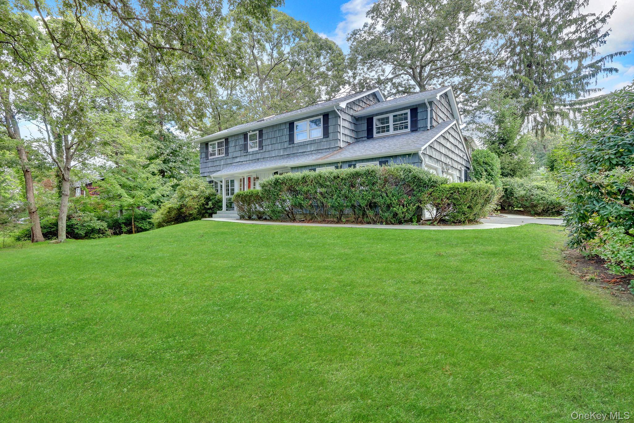 Single Family Tobi Lane  Suffolk County, NY 11733, MLS-1049744-2