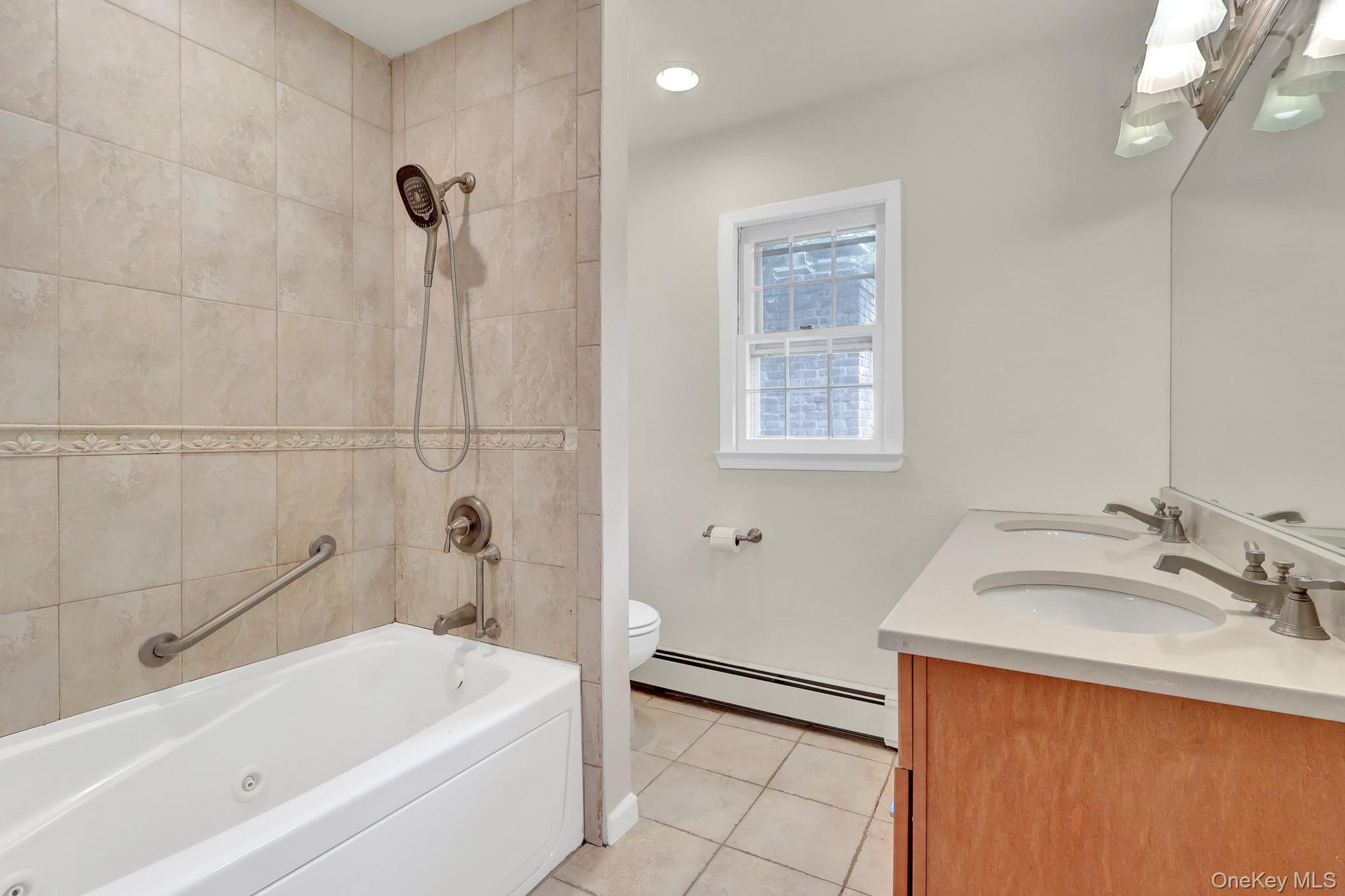 Single Family Tobi Lane  Suffolk County, NY 11733, MLS-1049744-30