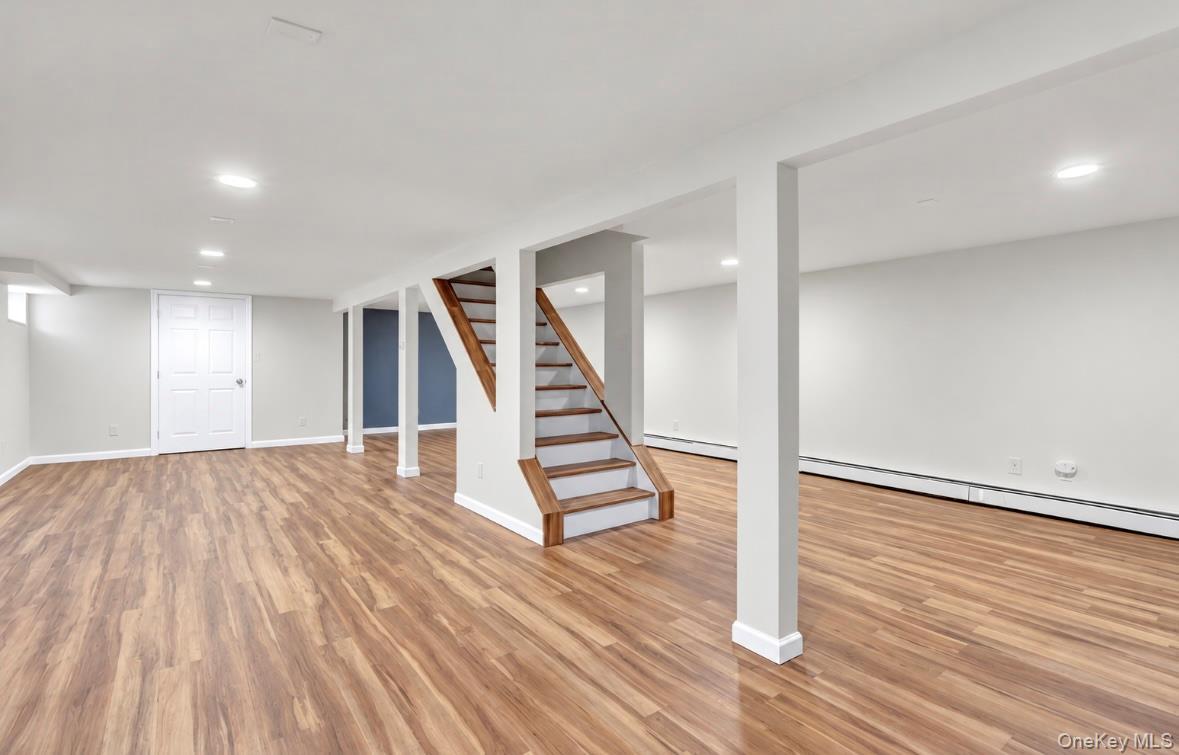 Single Family Tobi Lane  Suffolk County, NY 11733, MLS-1049744-32
