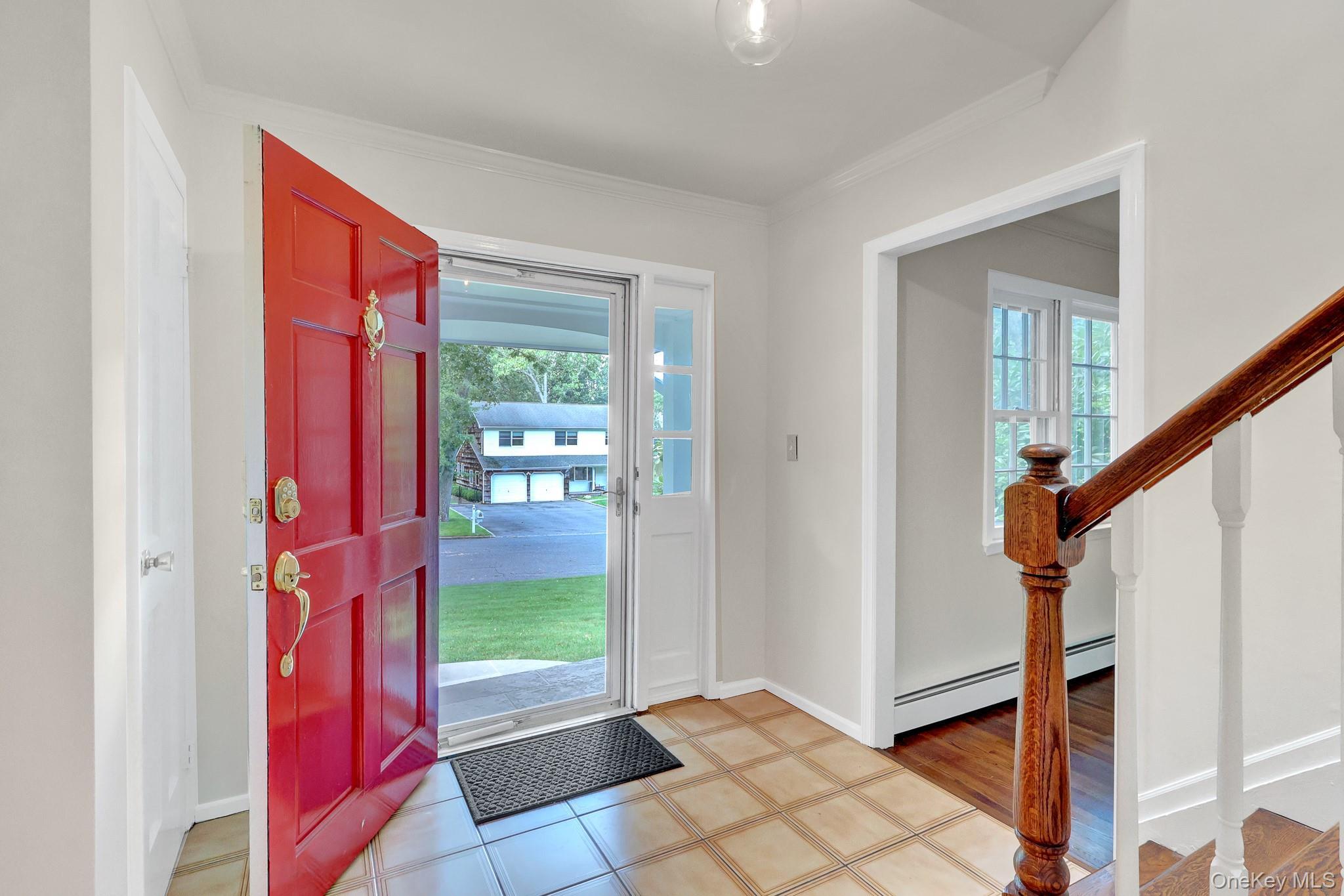 Single Family Tobi Lane  Suffolk County, NY 11733, MLS-1049744-5