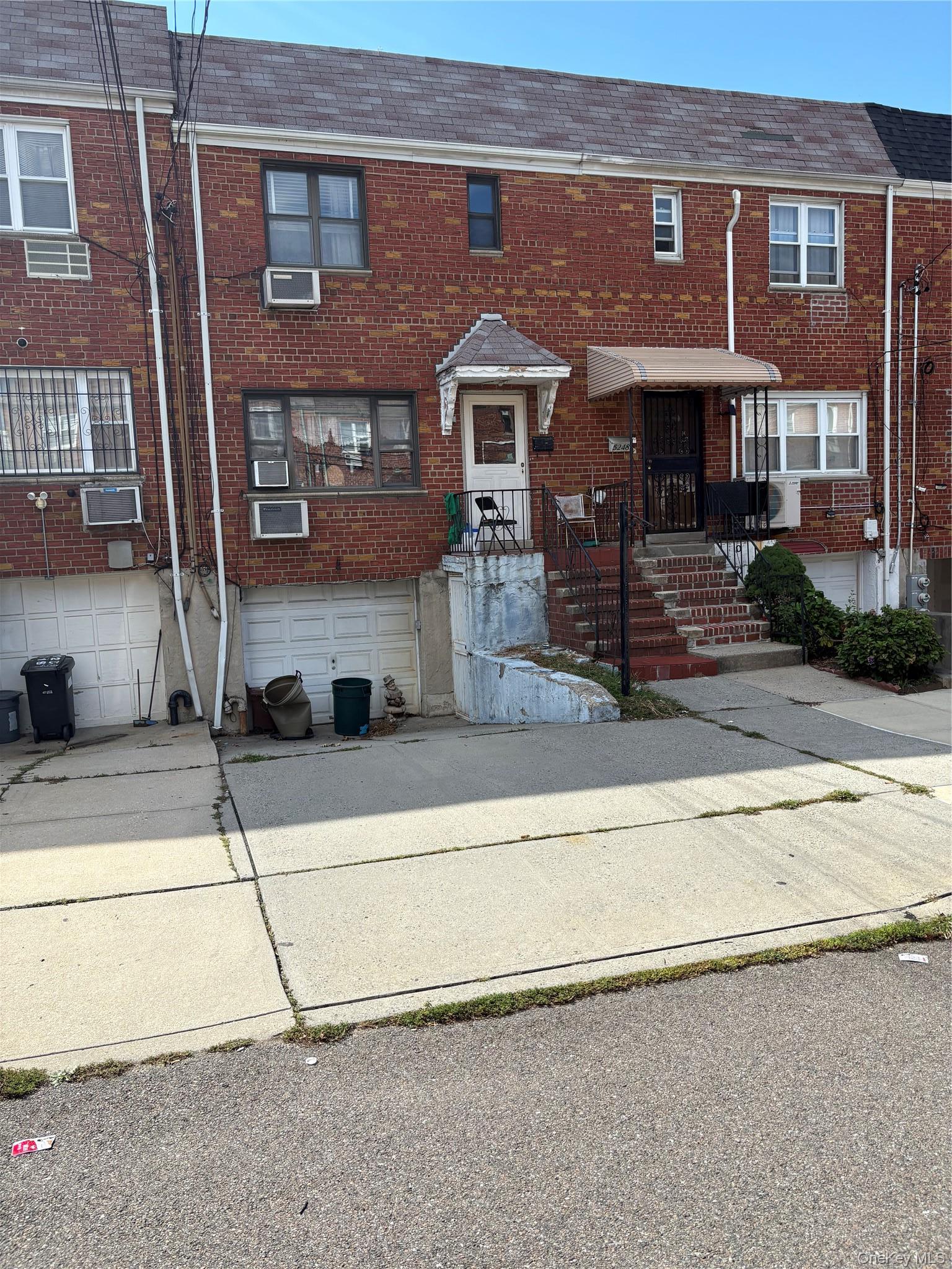 Single Family 71st Street  Queens, NY 11378, MLS-1049755-2
