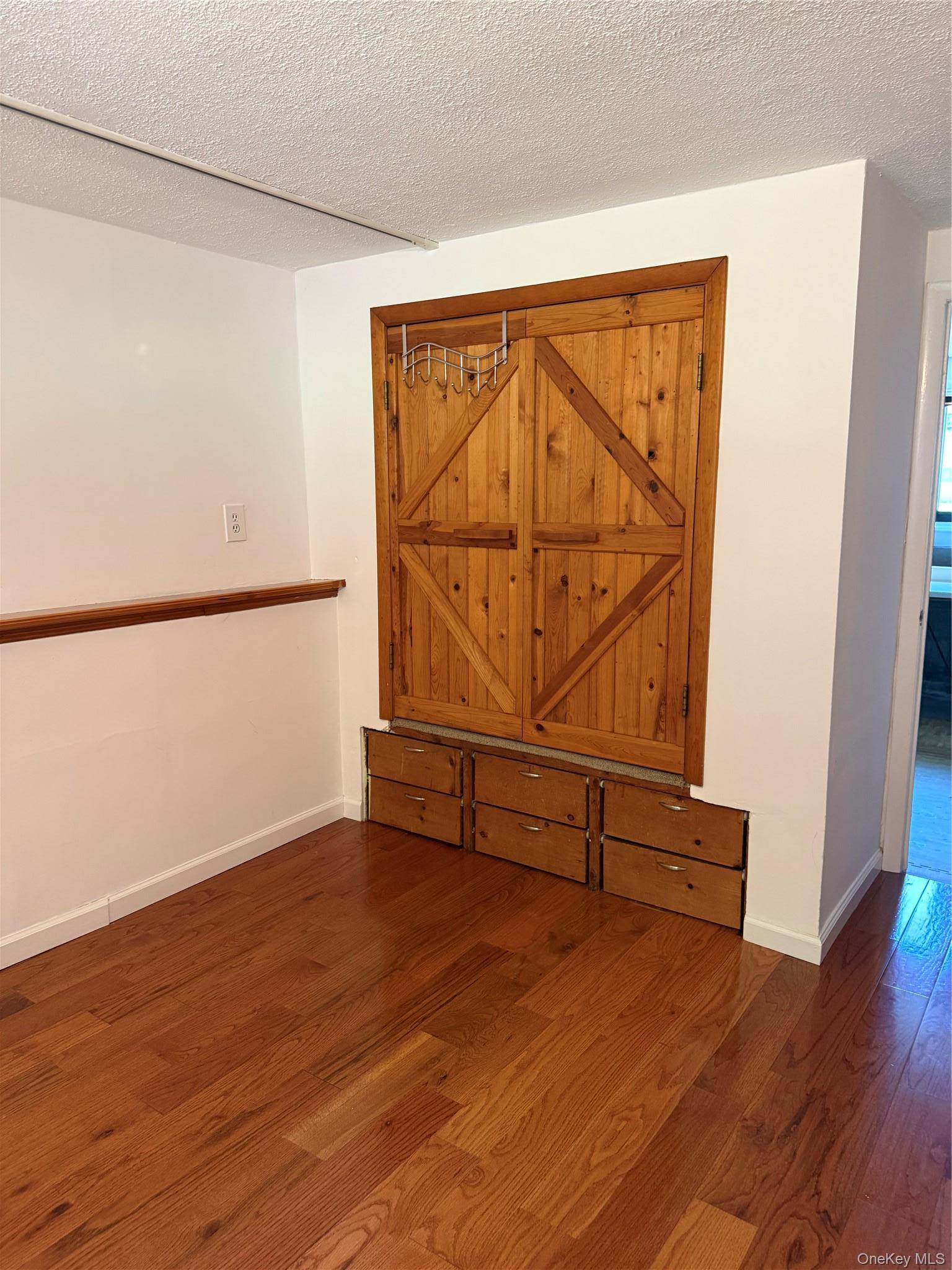 Single Family Cumberland Road  Dutchess County, NY 12524, MLS-1049774-14