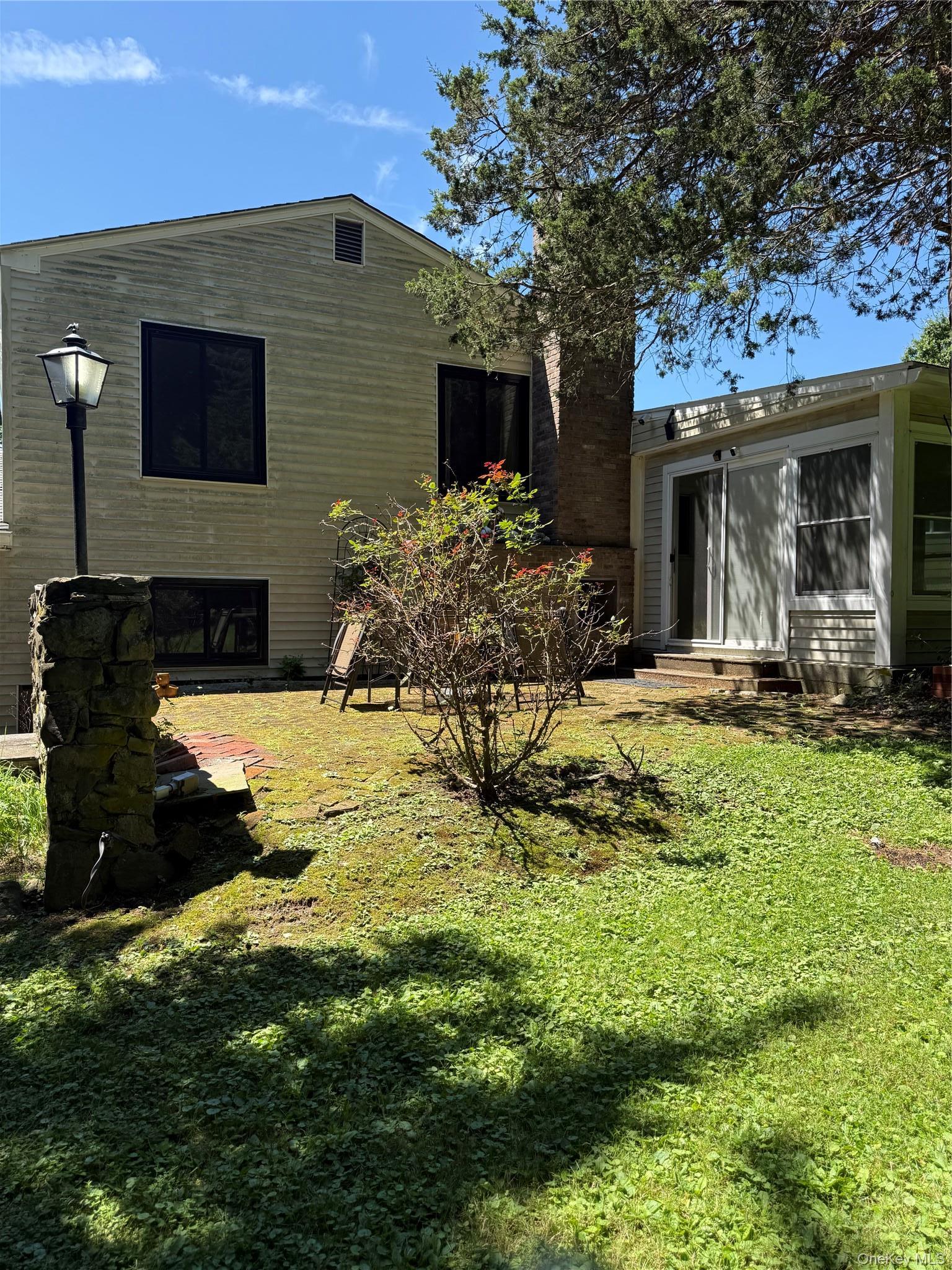 Single Family Cumberland Road  Dutchess County, NY 12524, MLS-1049774-19