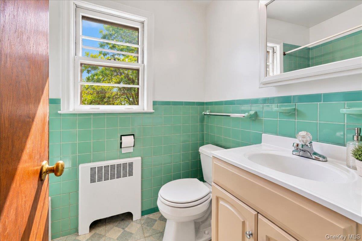 Single Family Sherman Avenue Westchester County, NY 10532, MLS-1049816-11