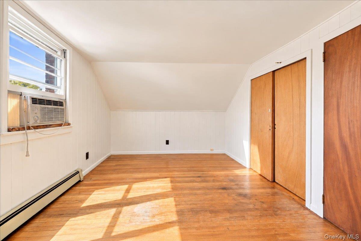 Single Family Sherman Avenue Westchester County, NY 10532, MLS-1049816-17