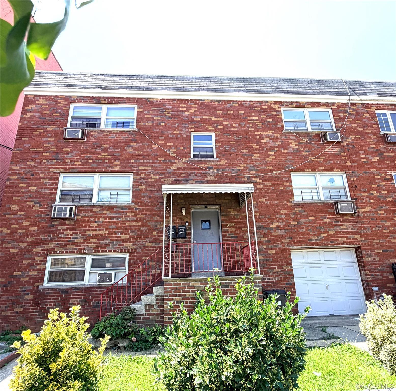 Single Family White Plains Road Bronx, NY 10462, MLS-1049823-2