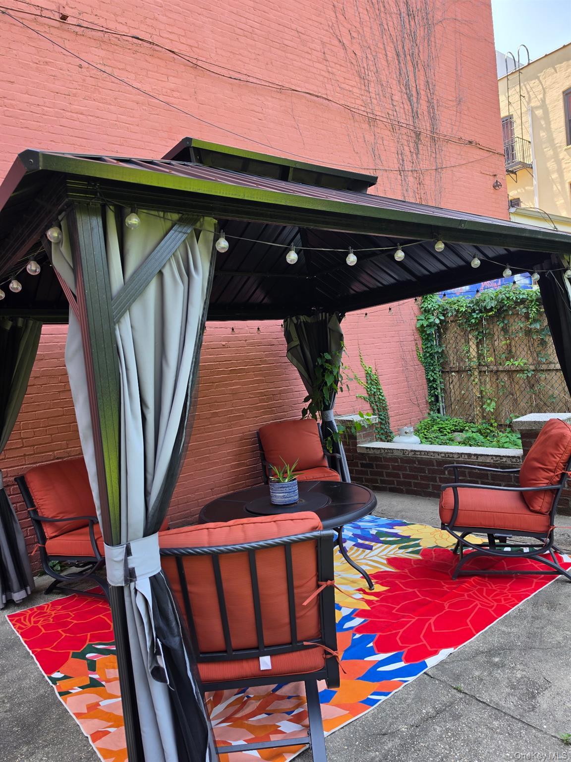 Single Family White Plains Road Bronx, NY 10462, MLS-1049823-32
