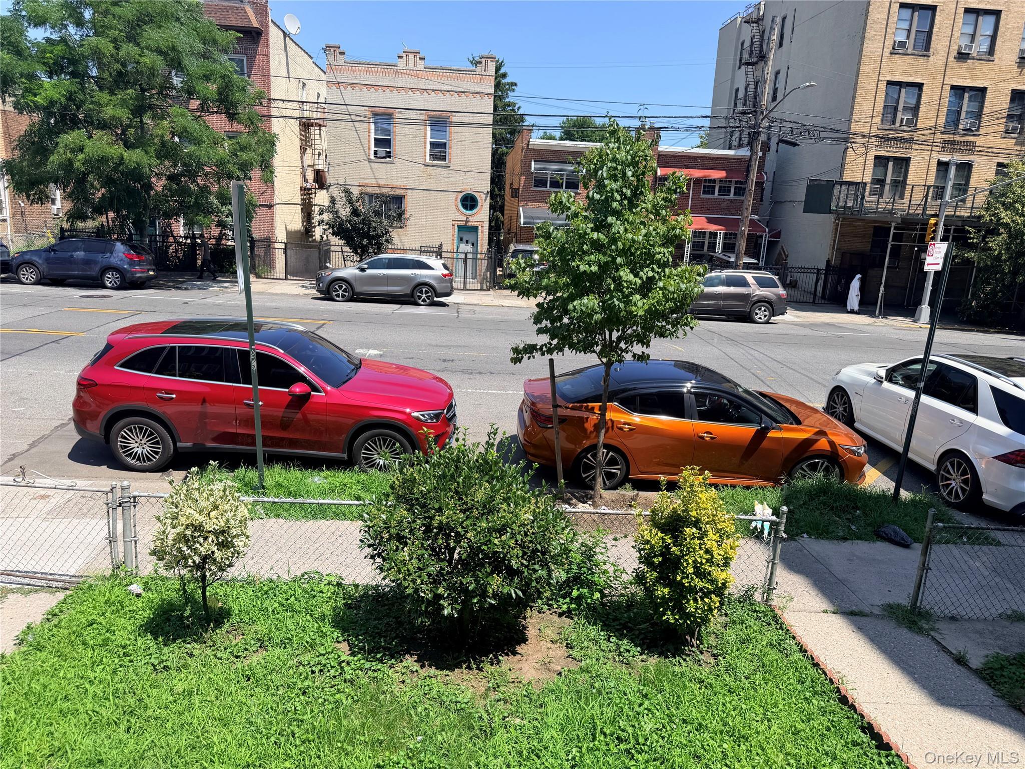 Single Family White Plains Road Bronx, NY 10462, MLS-1049823-5