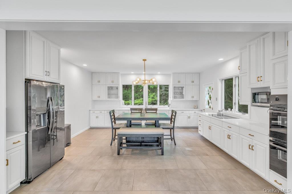 Single Family Soundview Avenue  Suffolk County, NY 11958, MLS-1049858-12