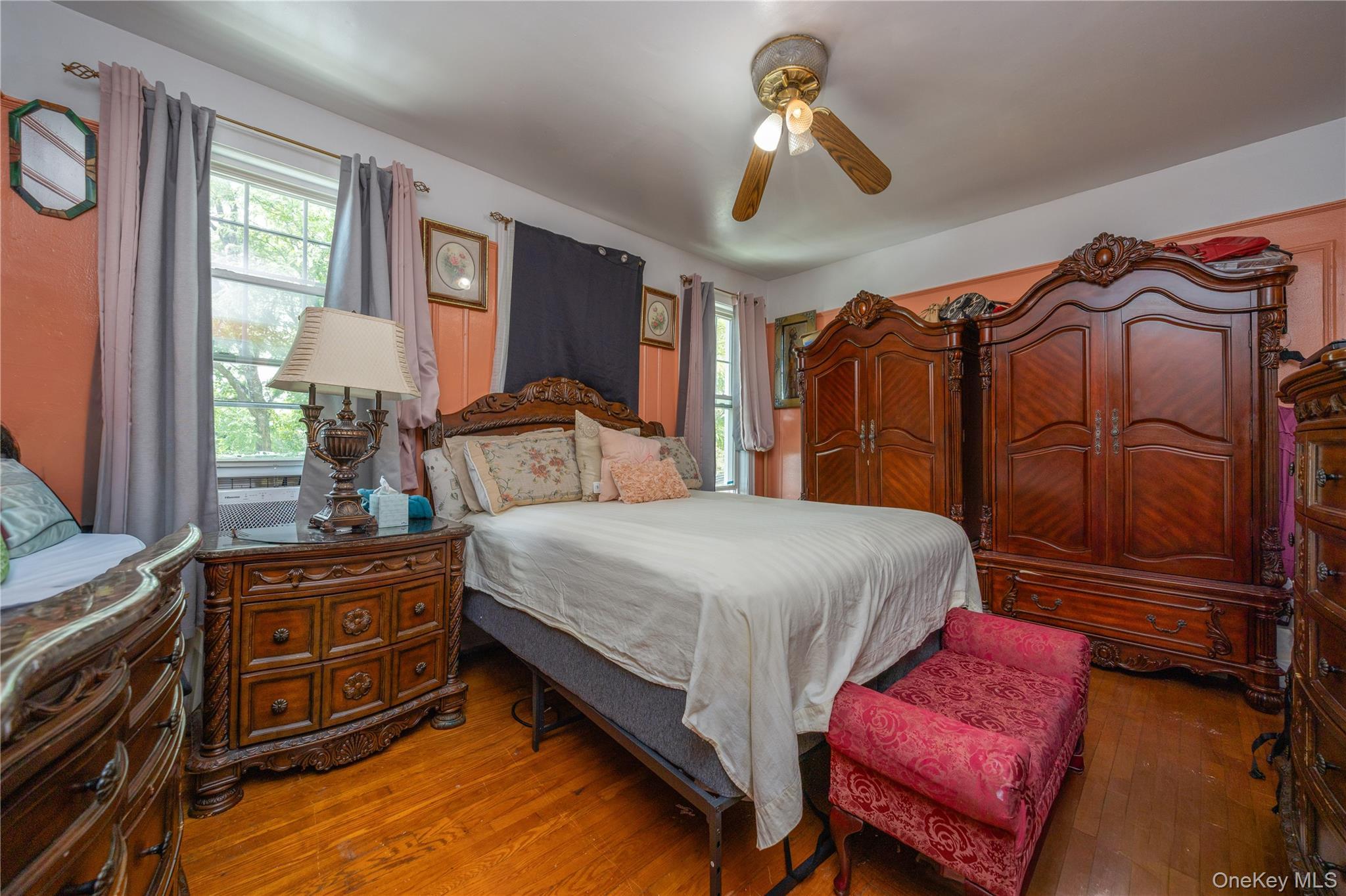 Single Family Fenton Avenue Bronx, NY 10469, MLS-1049863-24