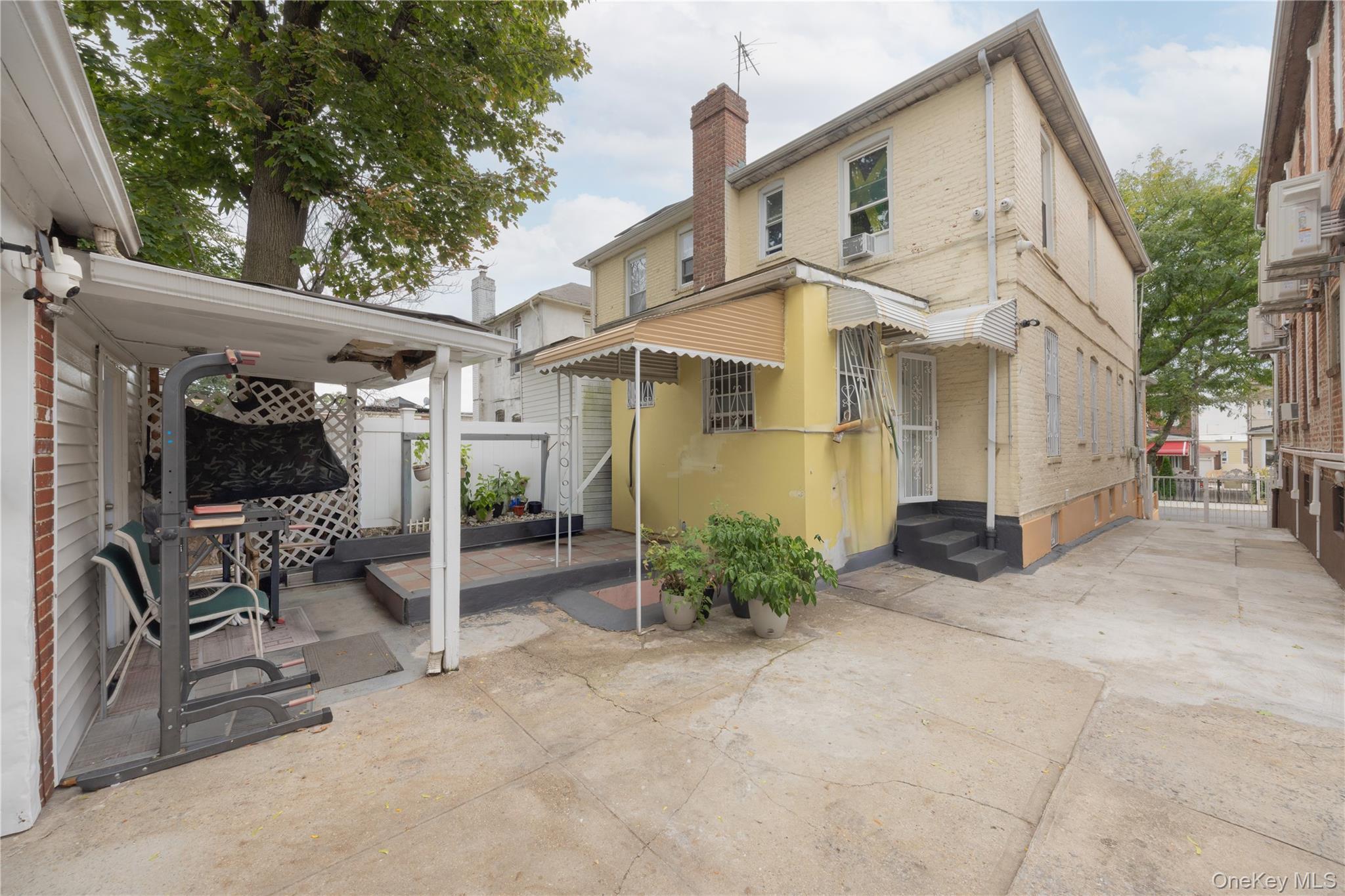 Single Family Fenton Avenue Bronx, NY 10469, MLS-1049863-7